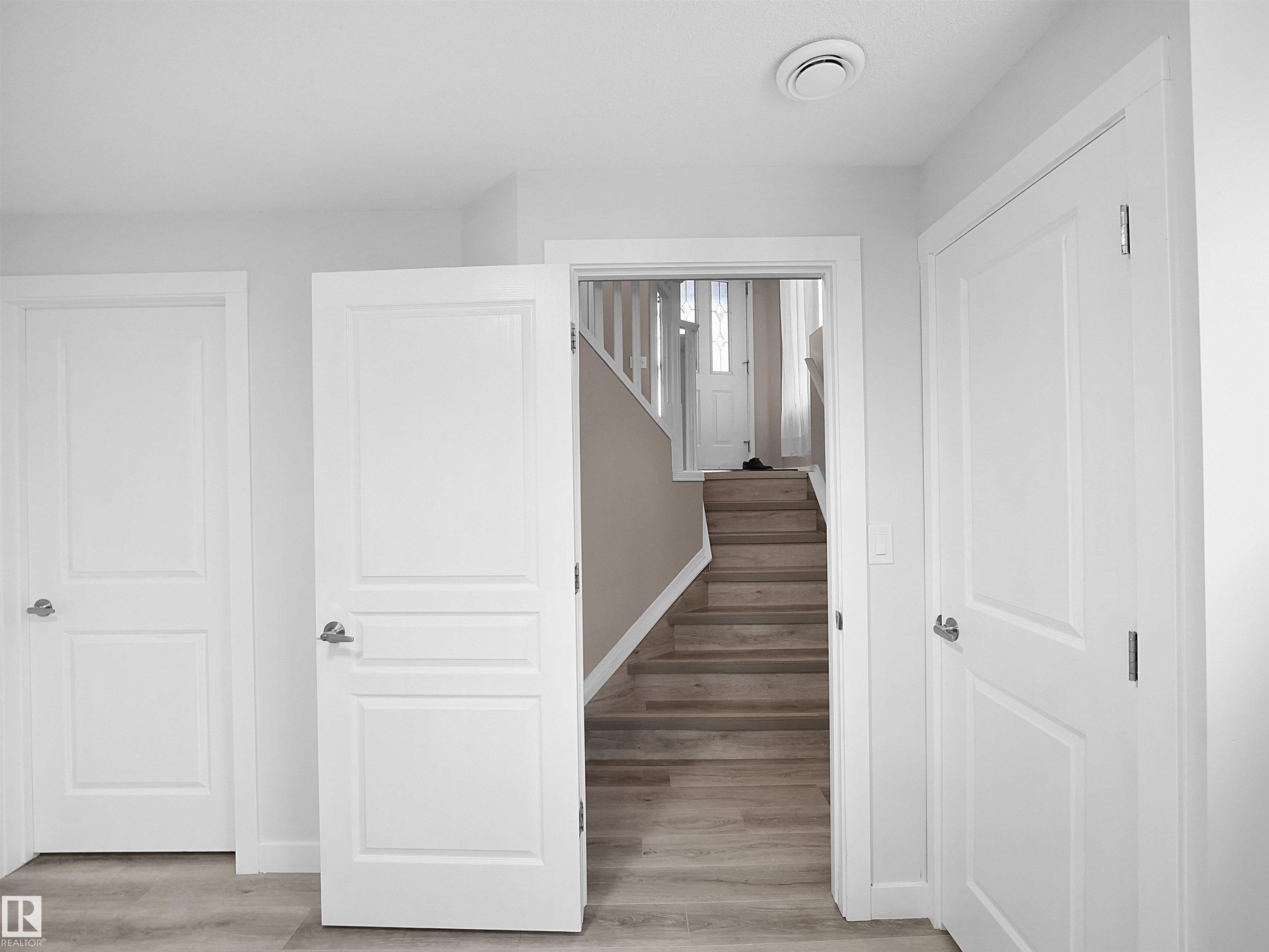 Photo 39 at 3576 Mclean Crescent SW, Macewan, Edmonton