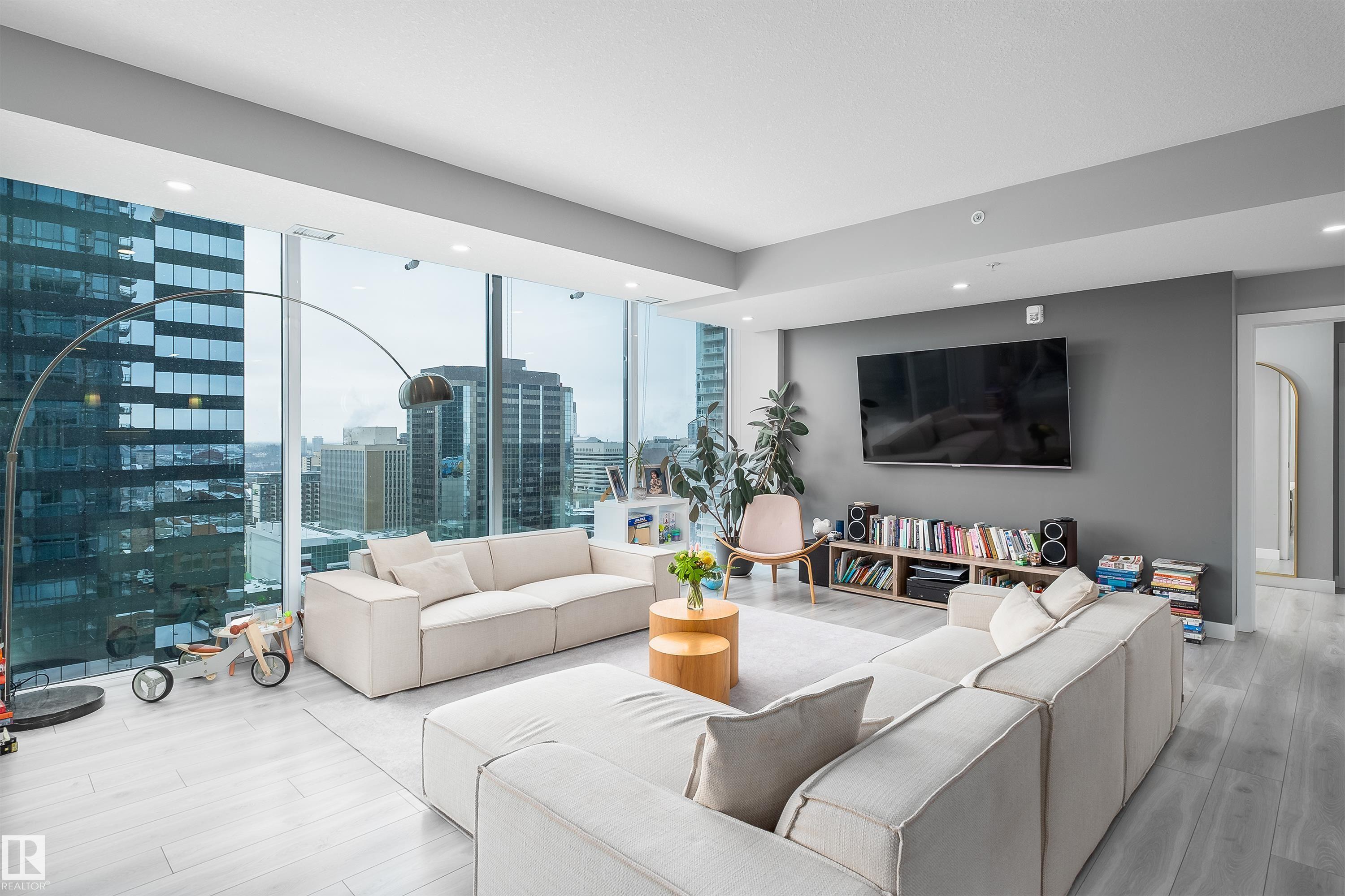 Photo 7 at 1700 - 10180 103 Street NW, Downtown, Edmonton