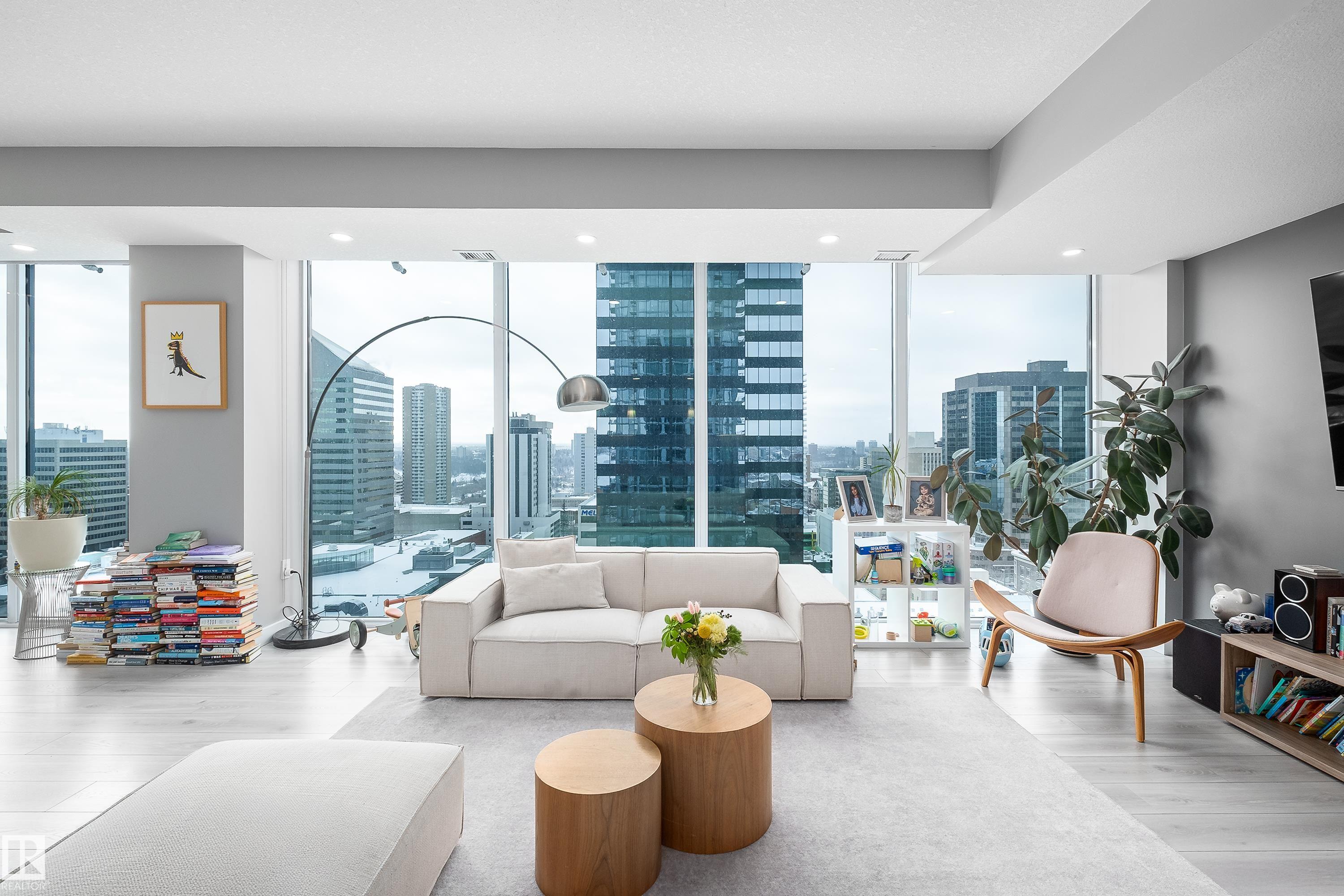 Photo 8 at 1700 - 10180 103 Street NW, Downtown, Edmonton