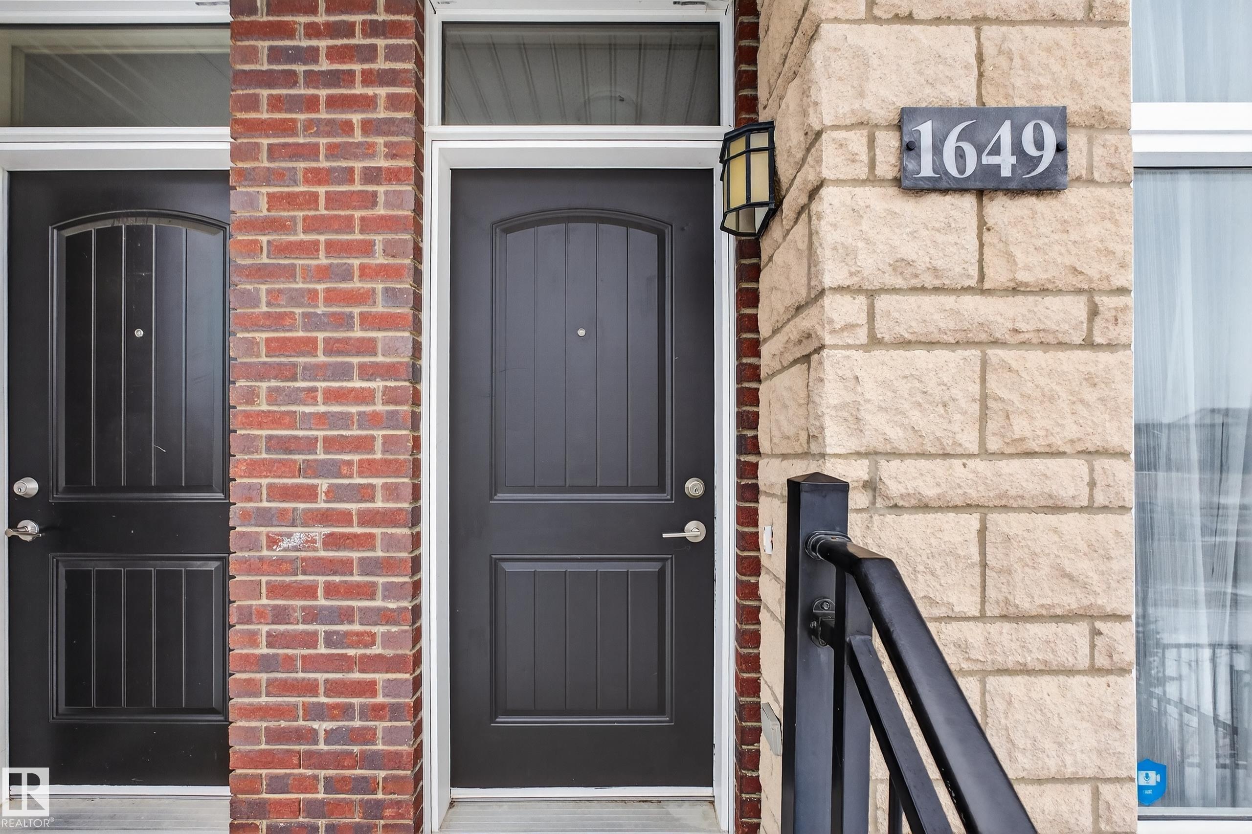 1649 CUNNINGHAM WY SW 3