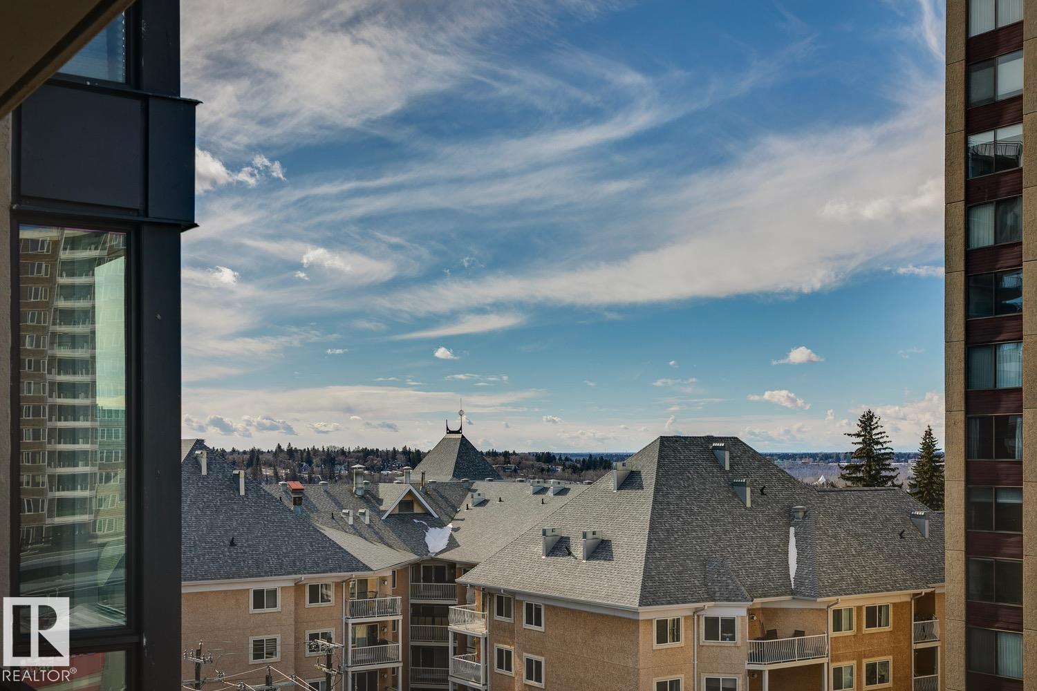 703 - 10046 117 Street NW, Wîhkwêntôwin, Edmonton