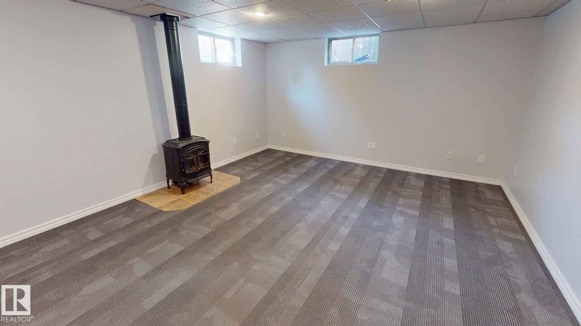 Photo 17 at 3718 103b Street NW, Duggan, Edmonton