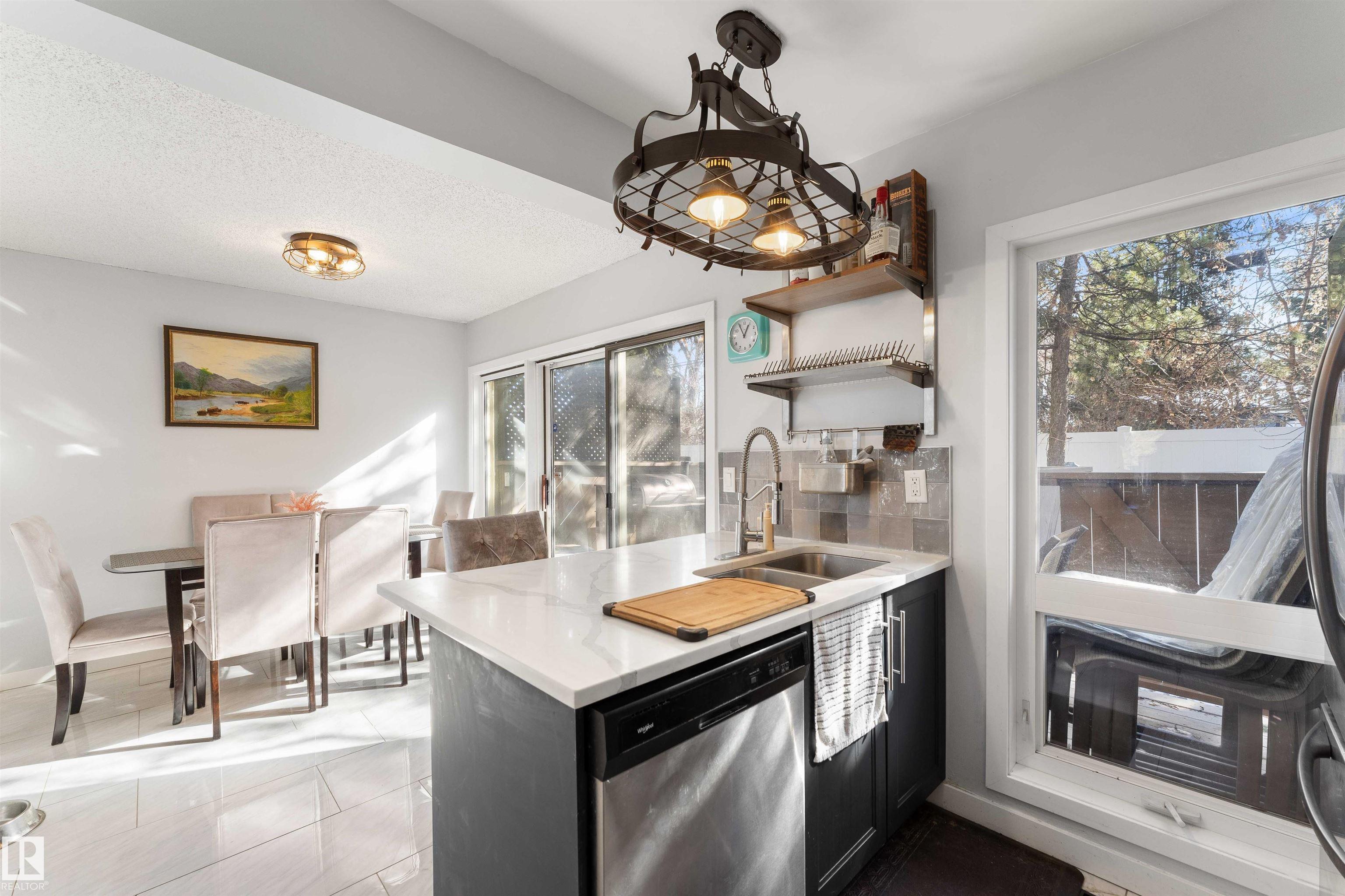 Photo 12 at 24 - 1440 Sherwood Drive, Sherwood Heights, Sherwood Park