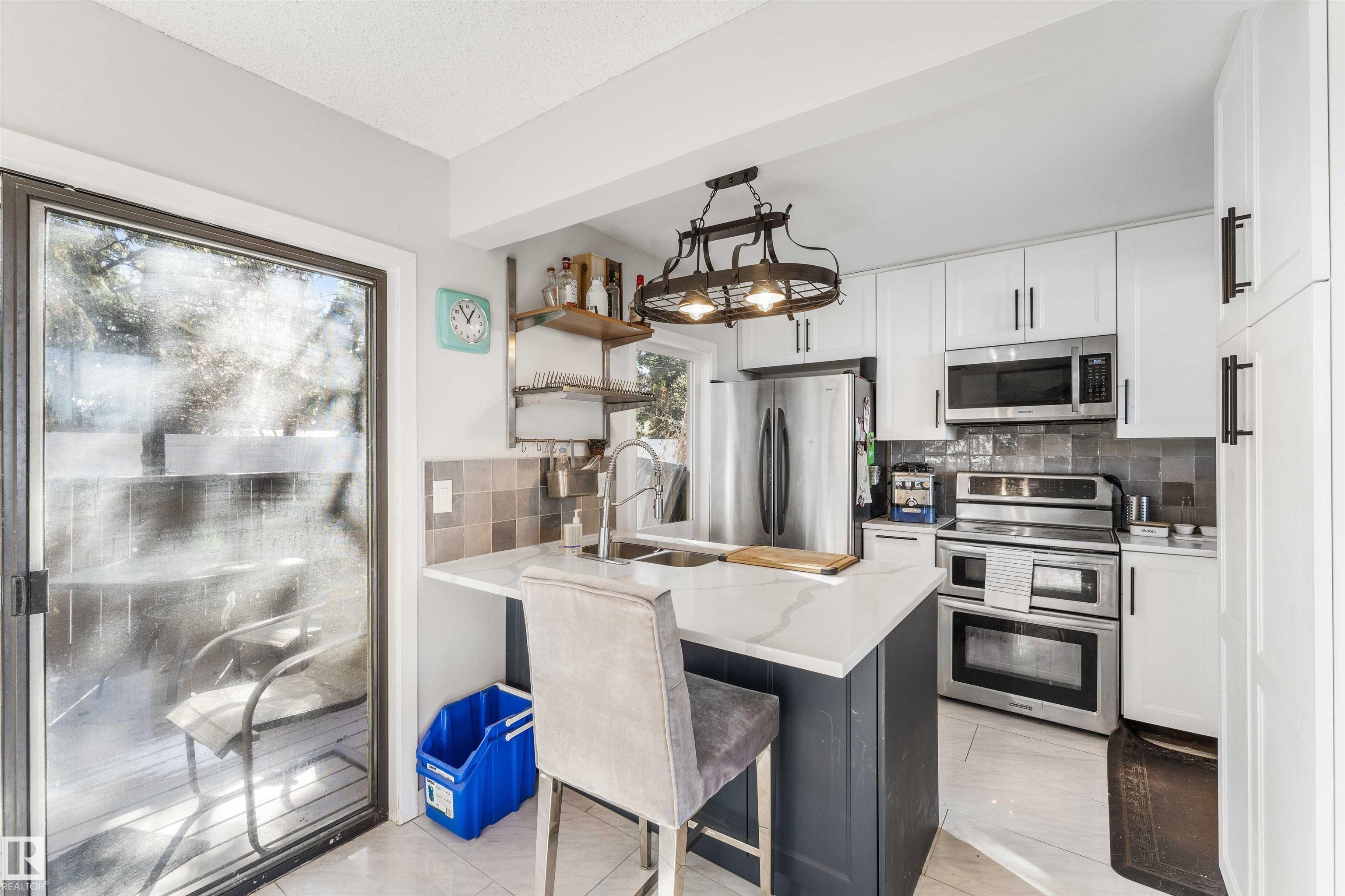 Photo 9 at 24 - 1440 Sherwood Drive, Sherwood Heights, Sherwood Park