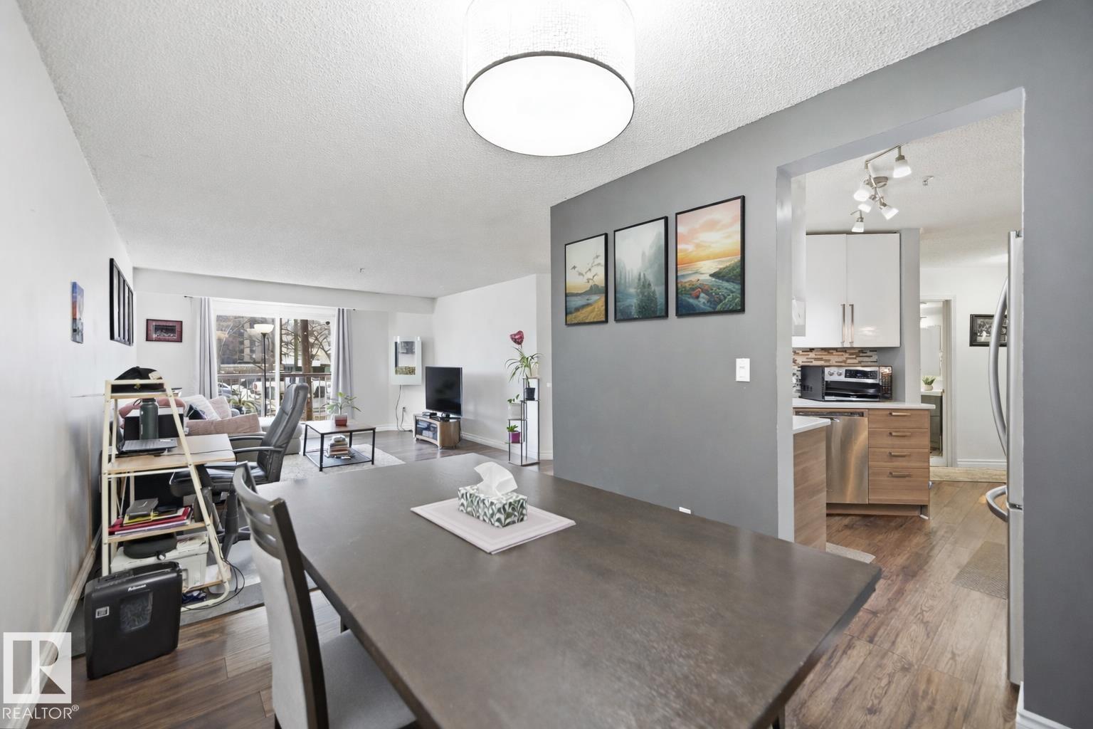 Photo 10 at 110 - 10153 117 Street NW, Wîhkwêntôwin, Edmonton