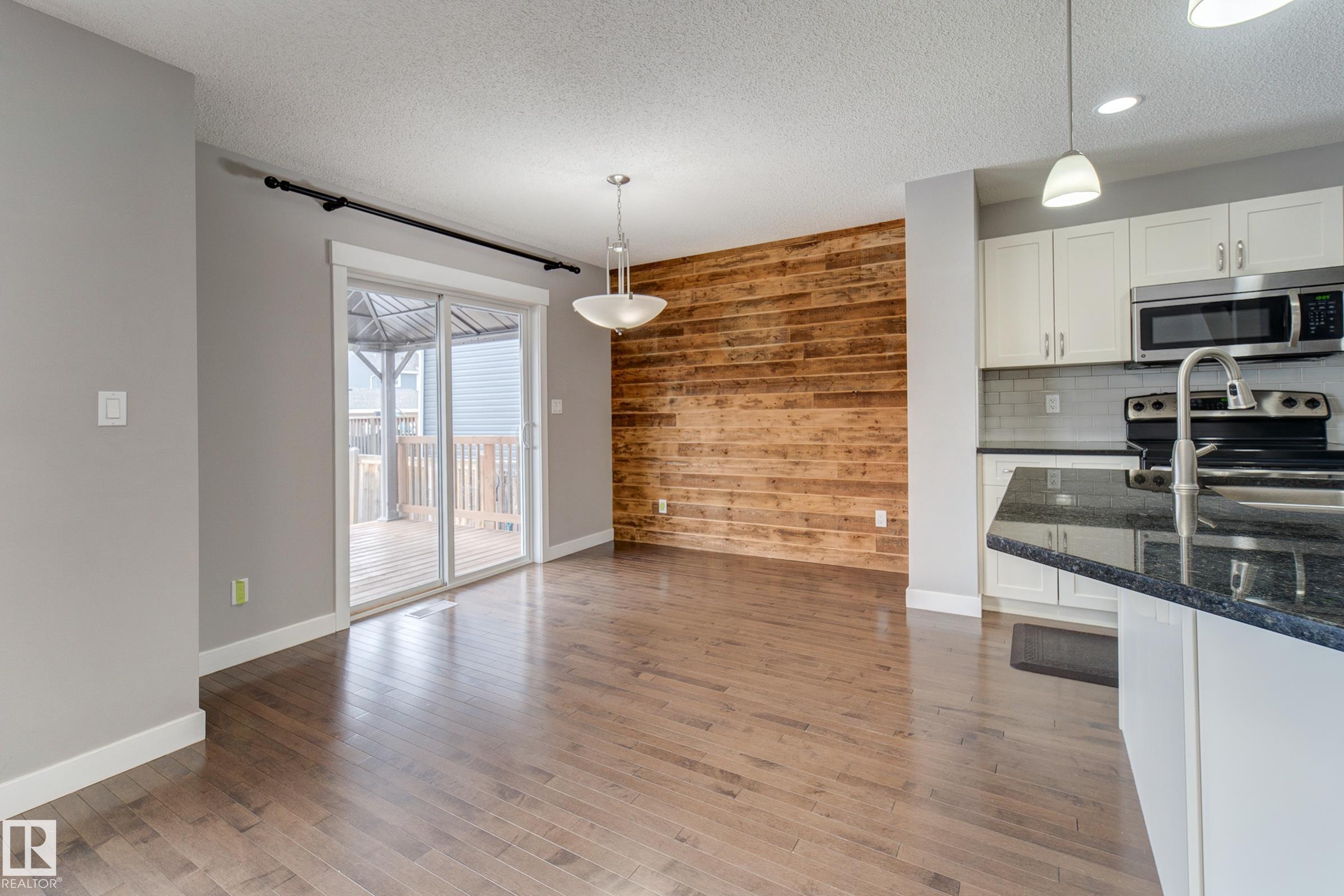 Photo 14 at 475 Reed Crescent, Robinson, Leduc