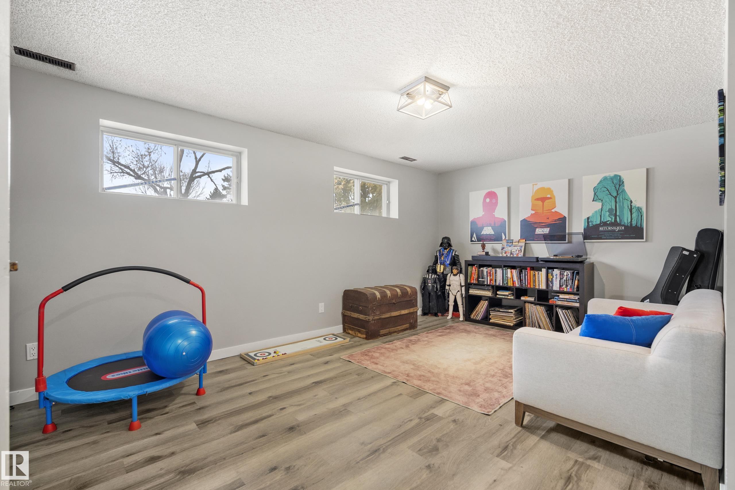 Photo 25 at 9221 84, Pineview Fort Sask., Fort Saskatchewan