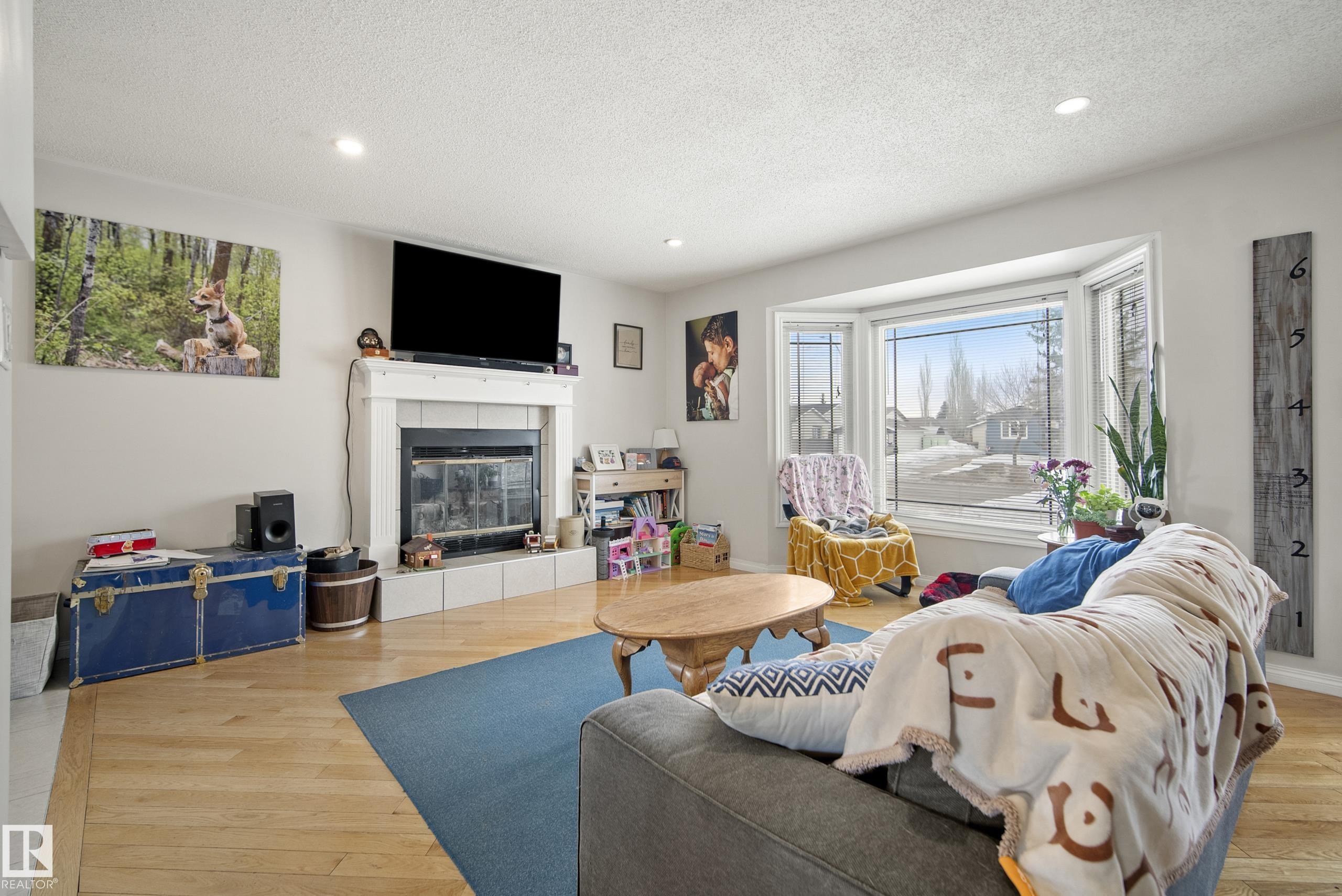 Photo 8 at 9221 84, Pineview Fort Sask., Fort Saskatchewan