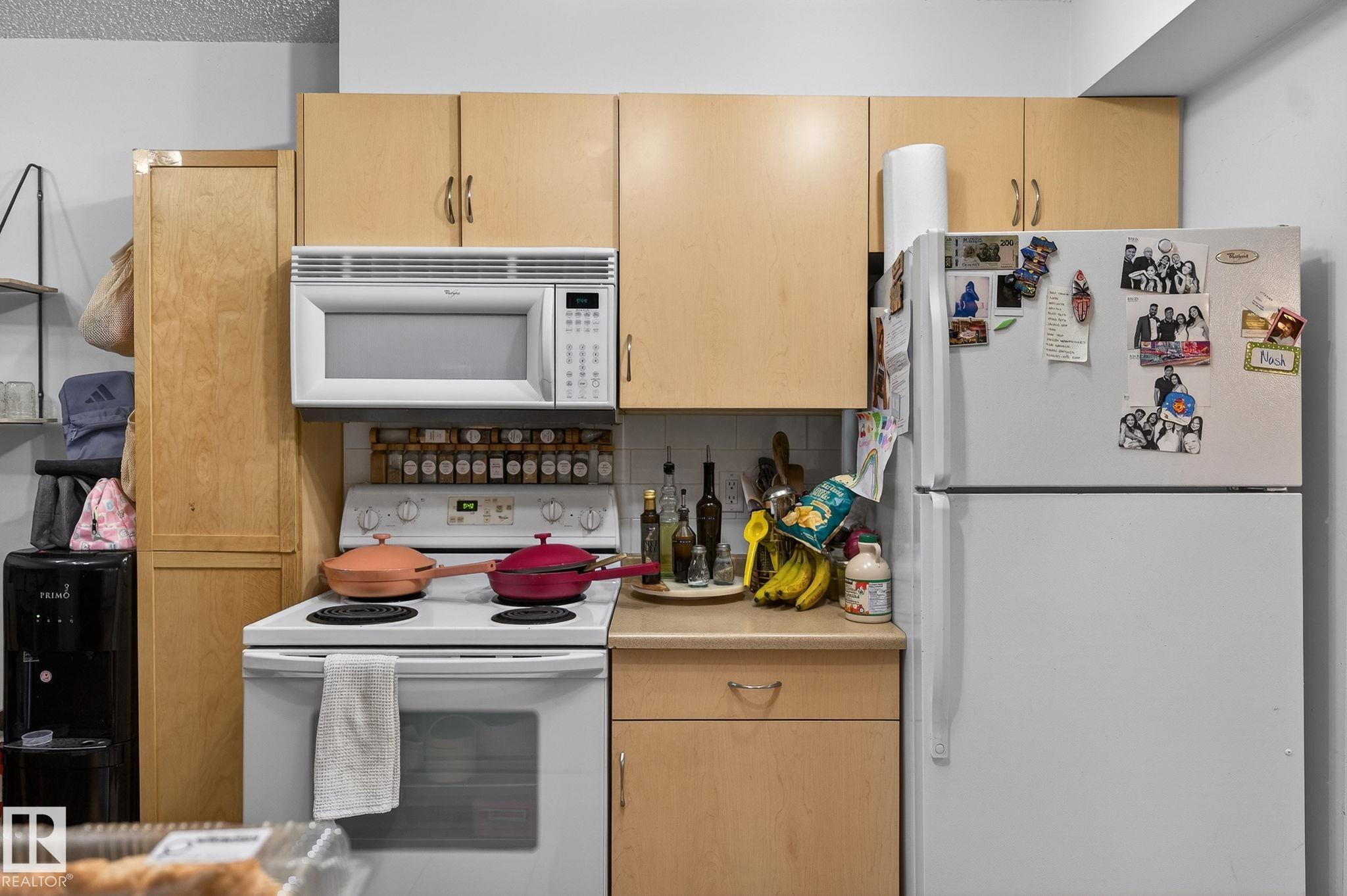 Photo 10 at 203 - 17003 67 Avenue NW, Callingwood South, Edmonton