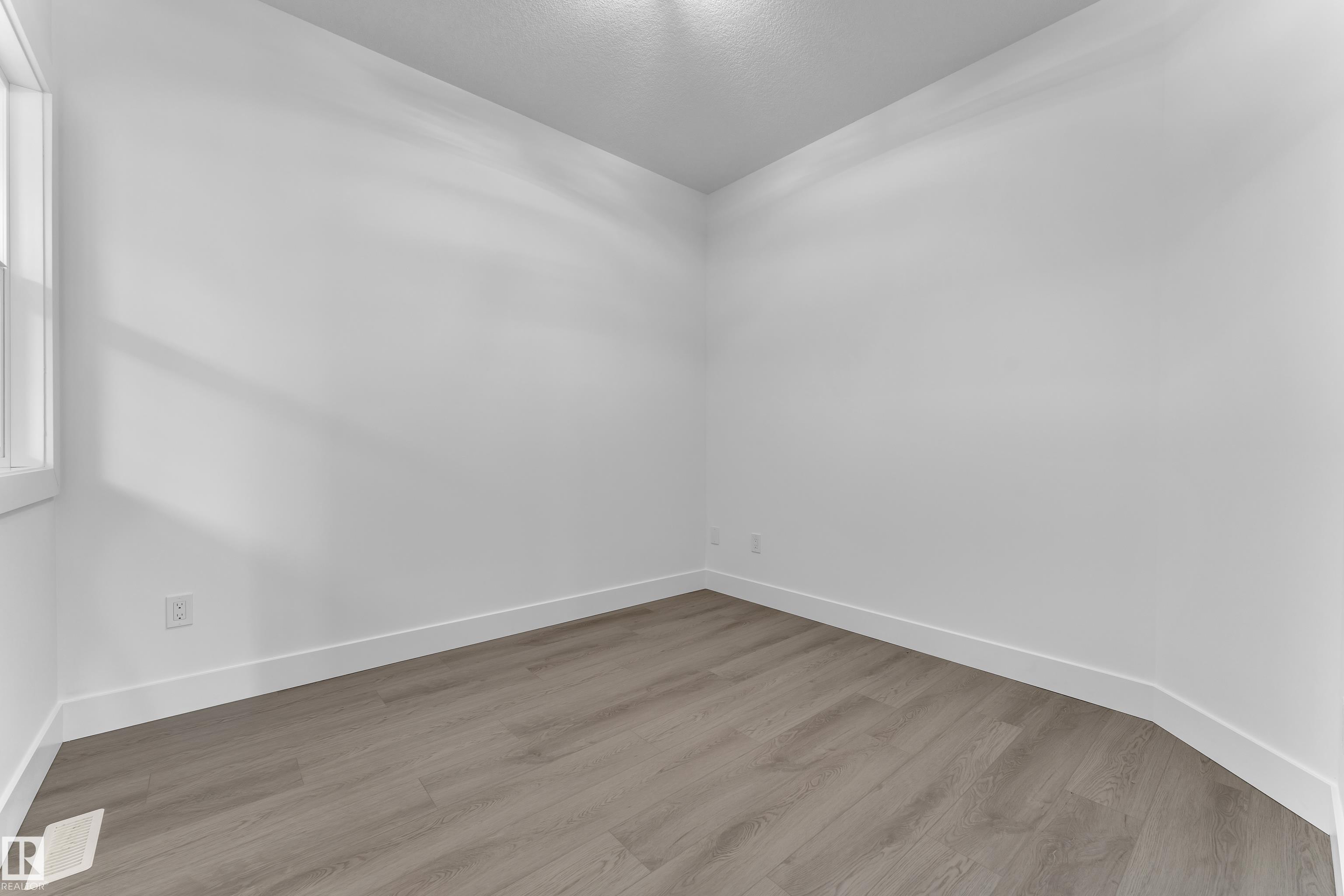 Photo 14 at 2027 154 Avenue NW, Gorman, Edmonton