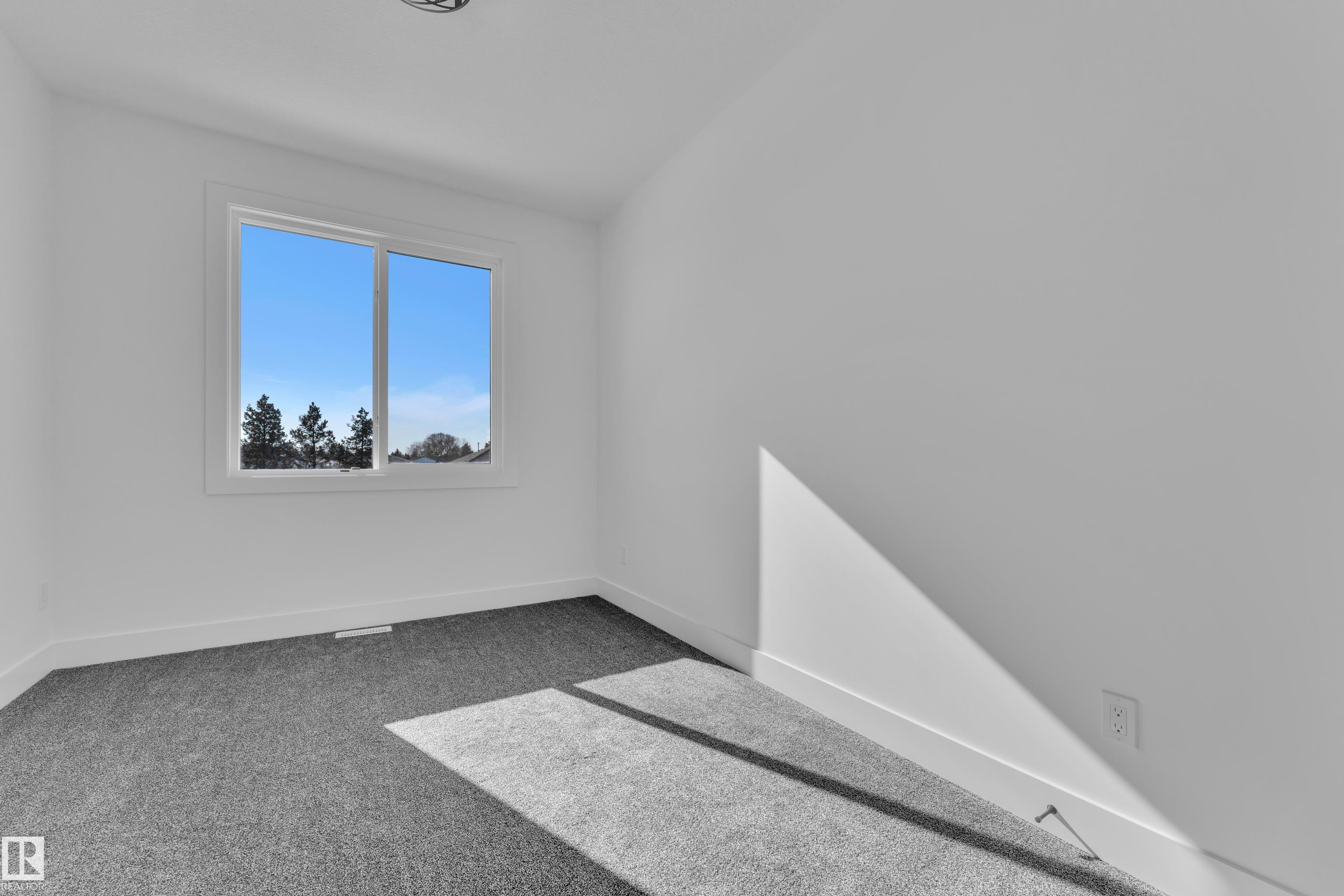 Photo 29 at 2027 154 Avenue NW, Gorman, Edmonton