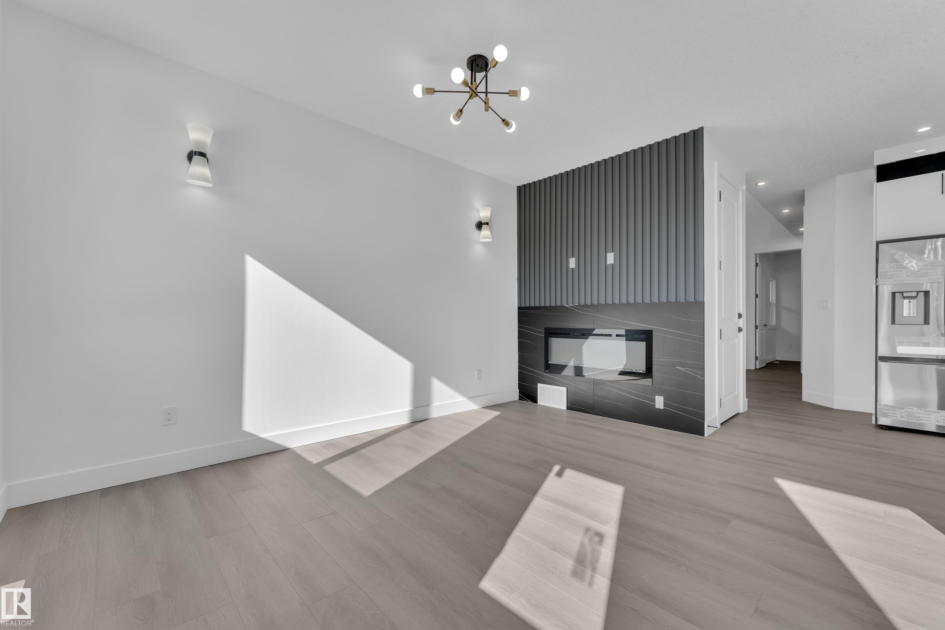 Photo 9 at 2027 154 Avenue NW, Gorman, Edmonton