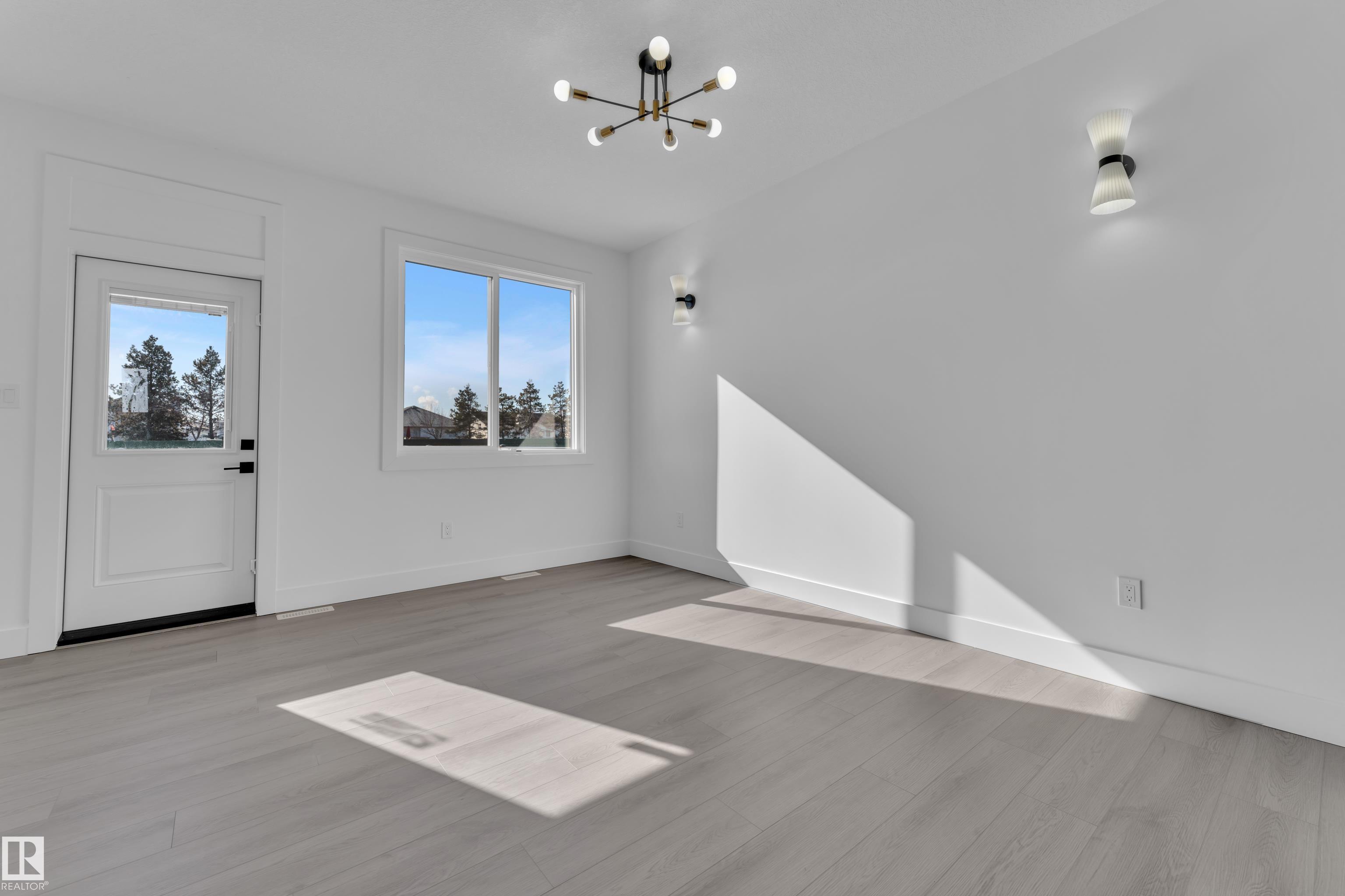 Photo 10 at 2027 154 Avenue NW, Gorman, Edmonton