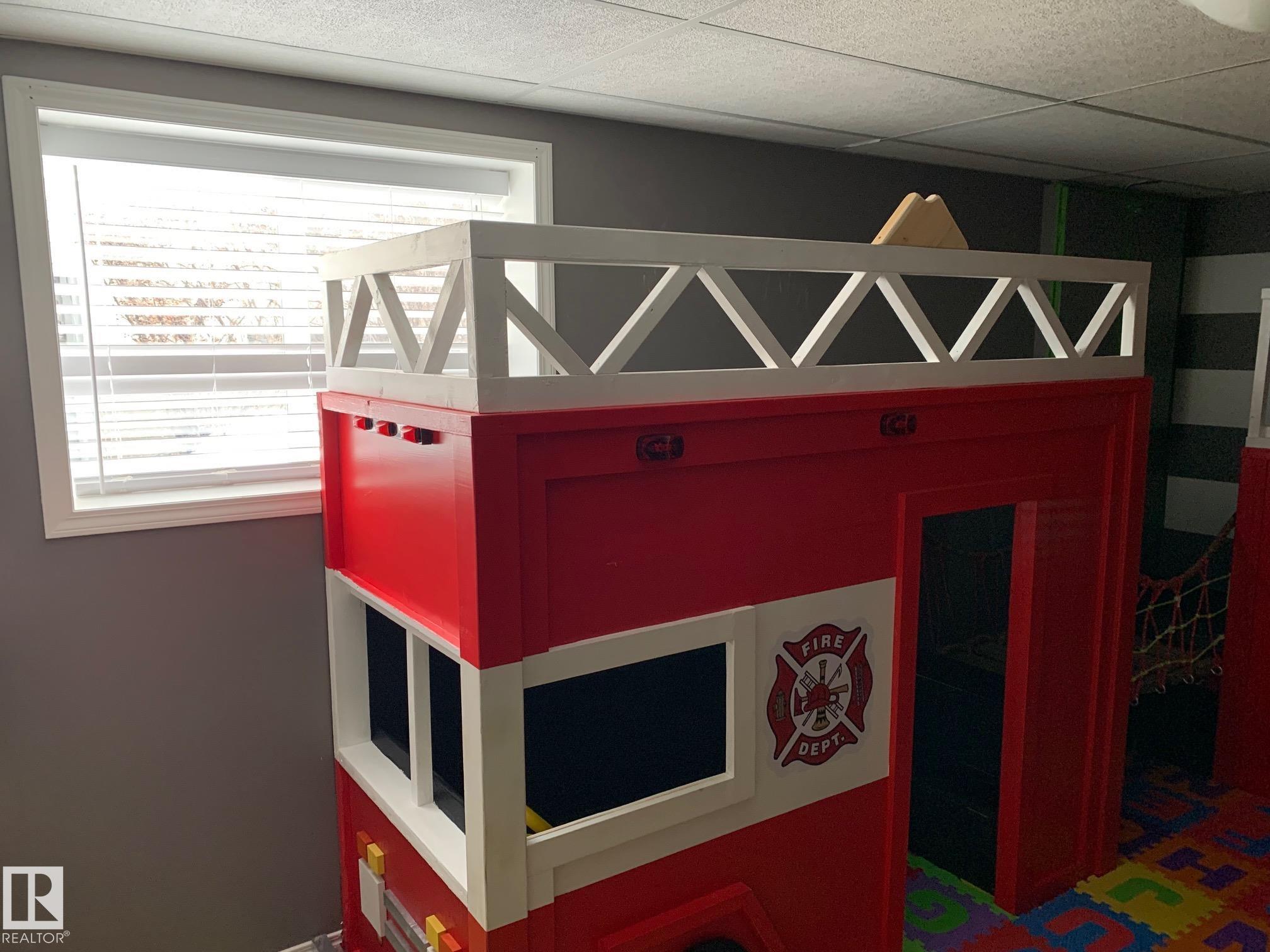 Photo 16 at 5606 55 Street, Beauridge, Beaumont