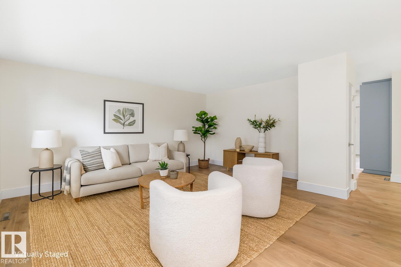 Photo 4 at 8316 68a Street NW, Kenilworth, Edmonton