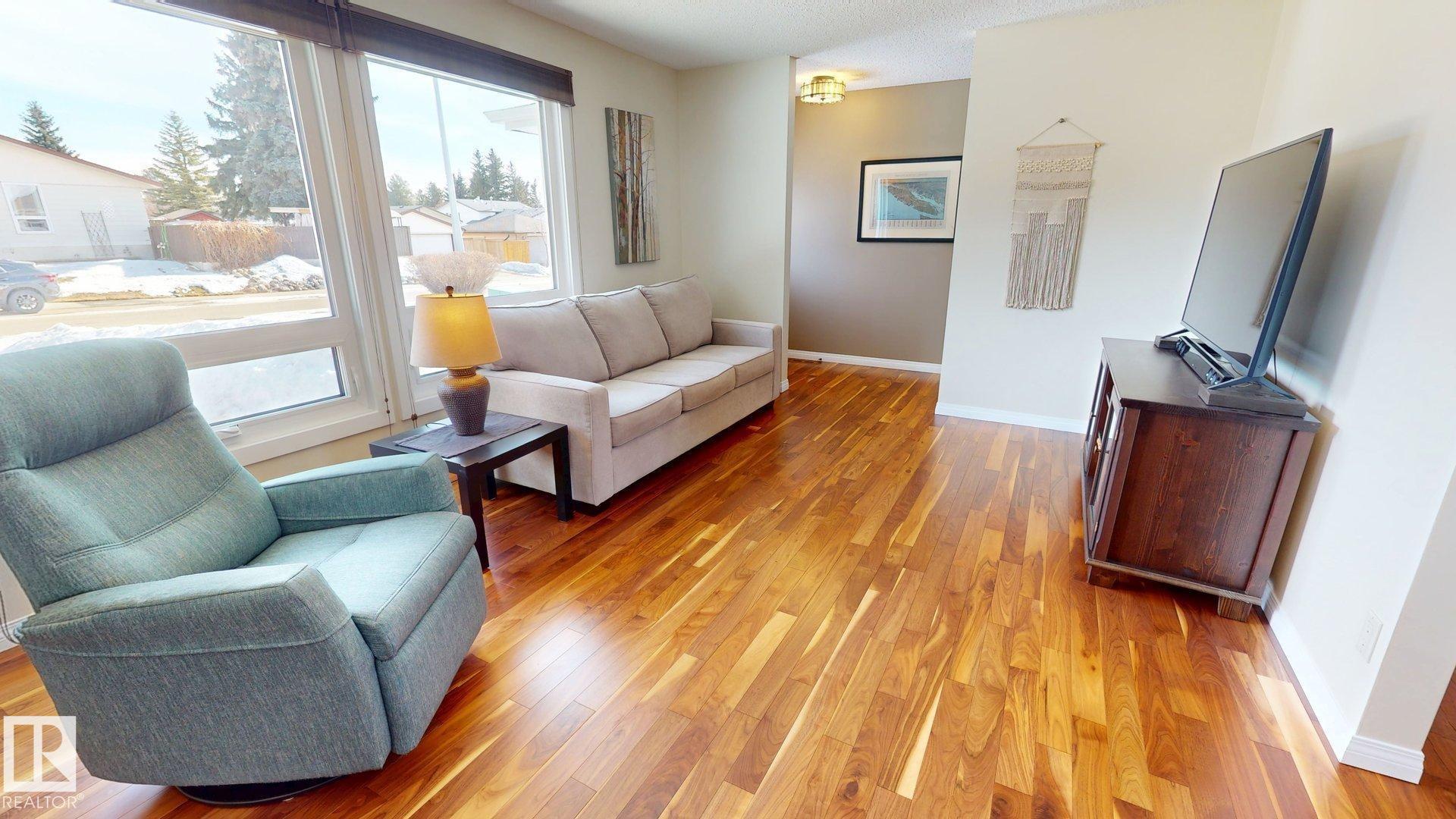 8 Guilford Street, Glen Allan, Sherwood Park