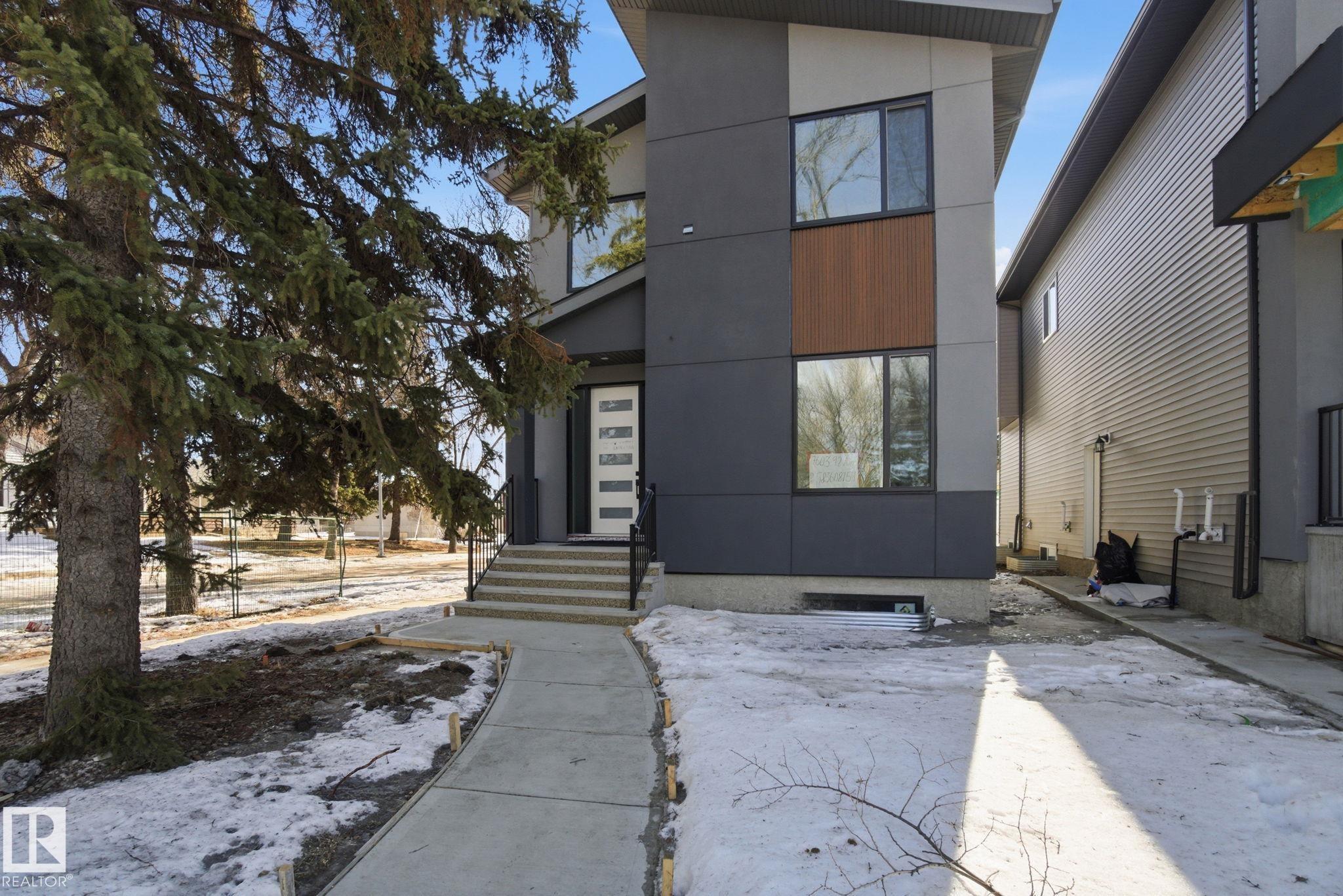 7603 92 Avenue NW, Holyrood, Edmonton photo number 2