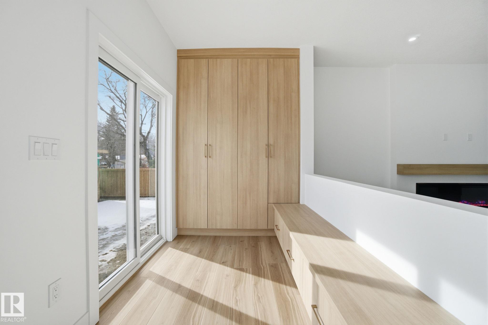 Photo 24 at 7603 92 Avenue NW, Holyrood, Edmonton