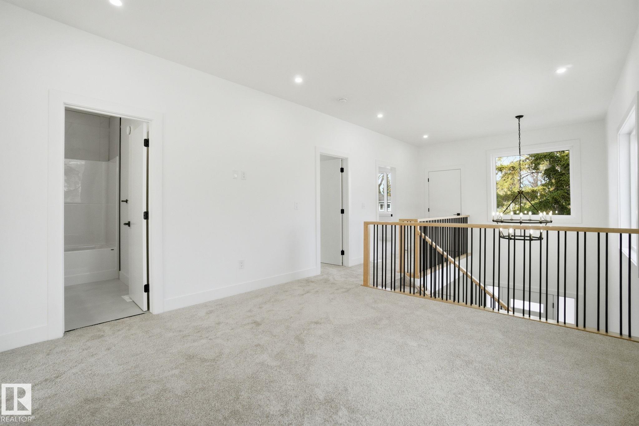 Photo 28 at 7603 92 Avenue NW, Holyrood, Edmonton