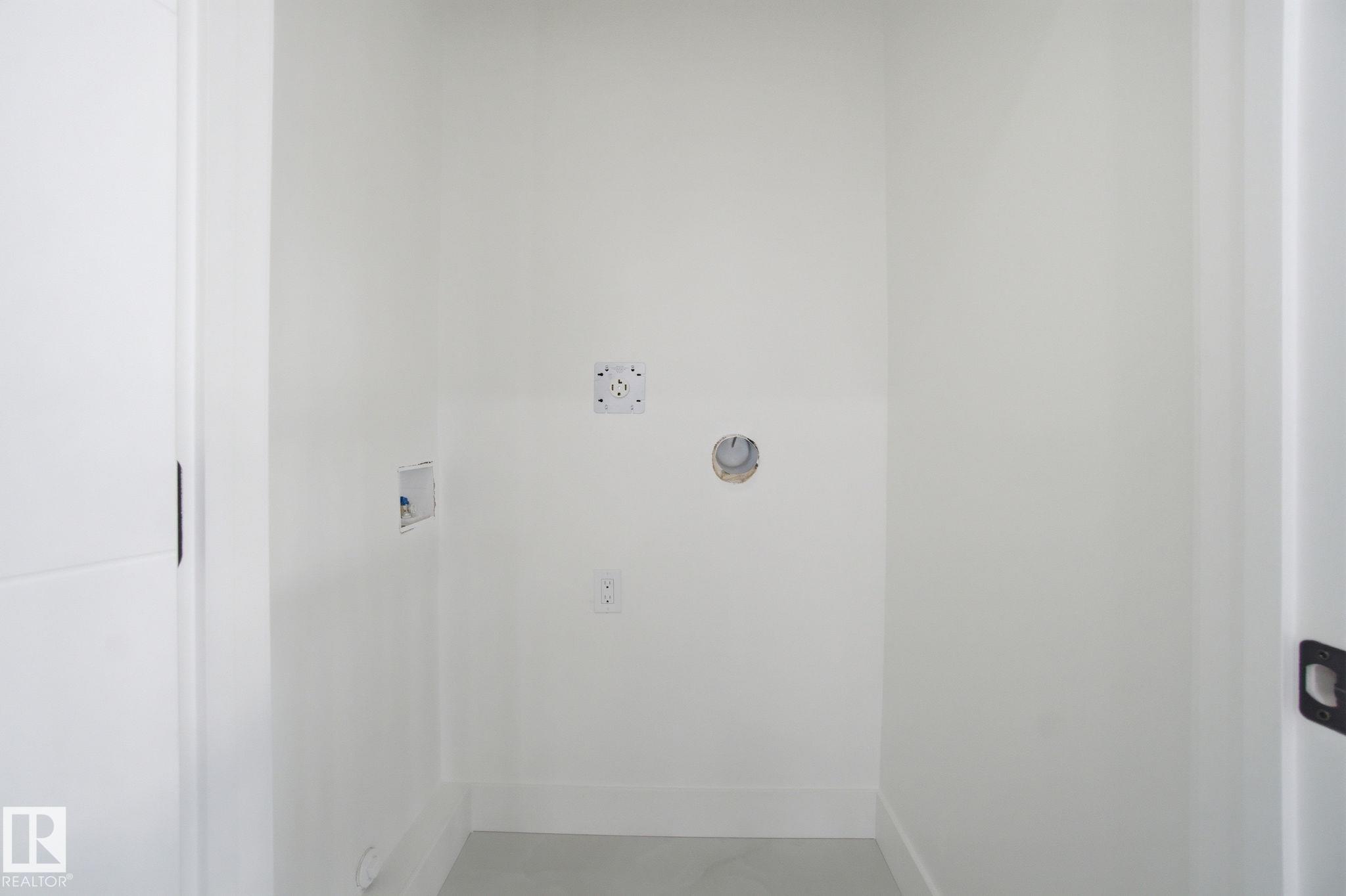 Photo 30 at 7603 92 Avenue NW, Holyrood, Edmonton