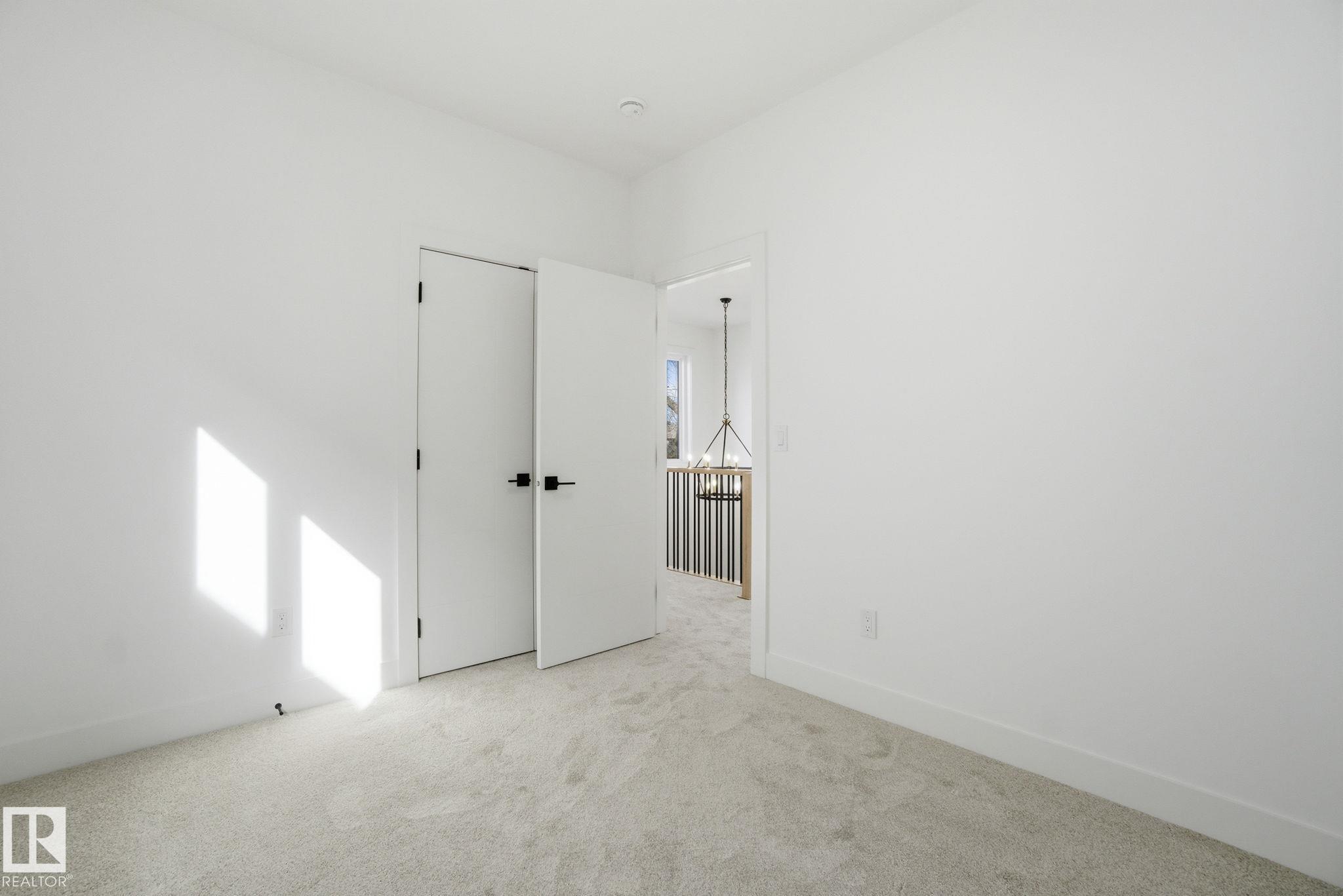 Photo 37 at 7603 92 Avenue NW, Holyrood, Edmonton