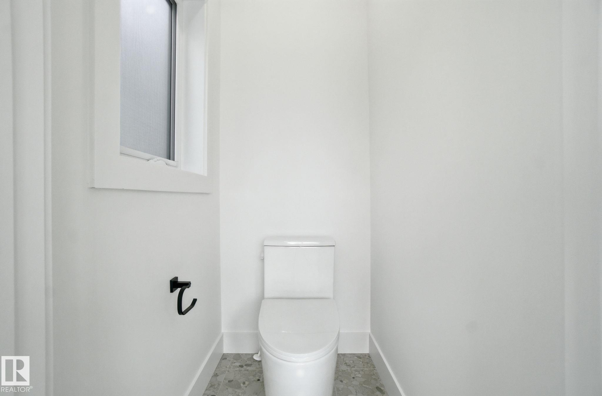 Photo 45 at 7603 92 Avenue NW, Holyrood, Edmonton