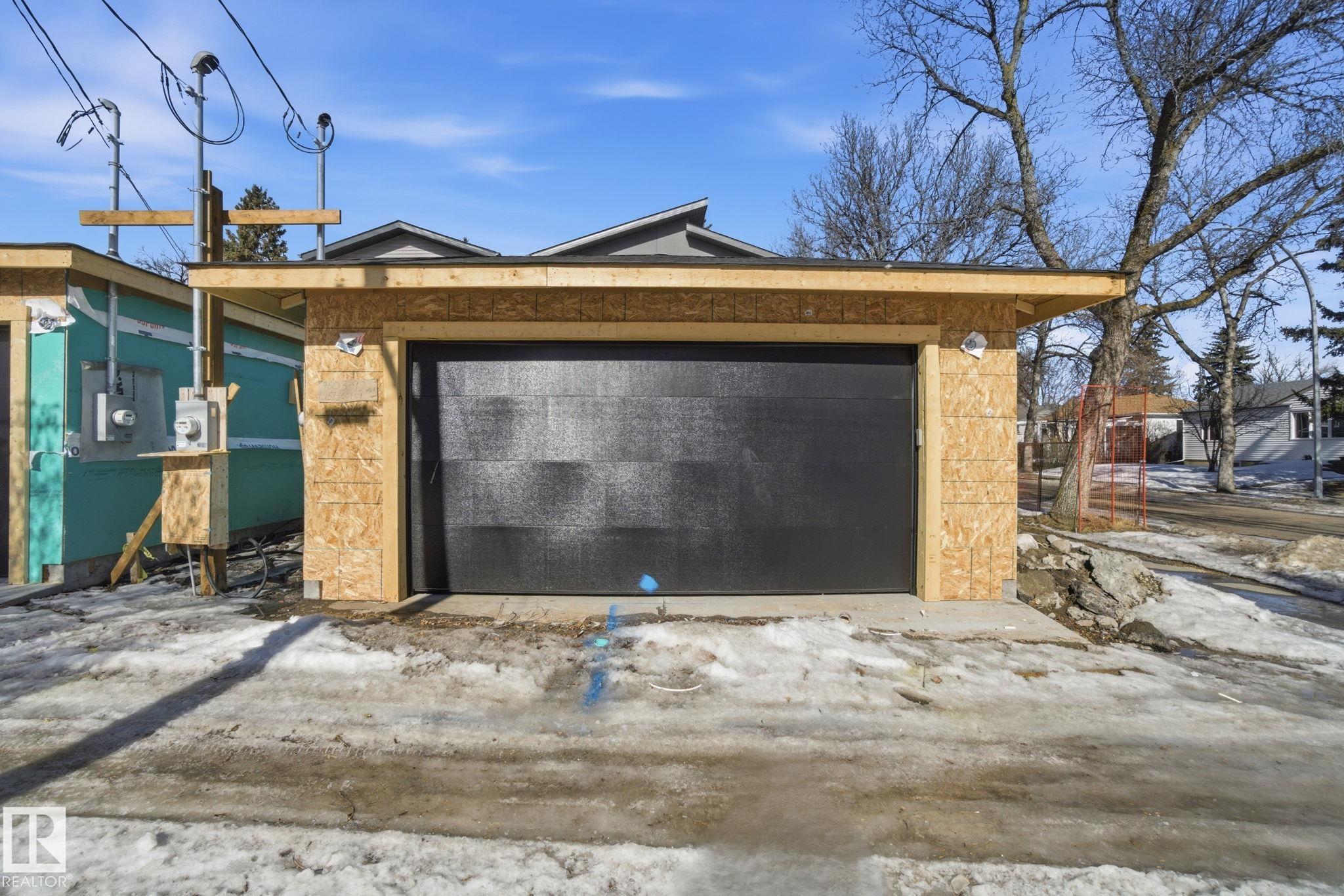 Photo 48 at 7603 92 Avenue NW, Holyrood, Edmonton