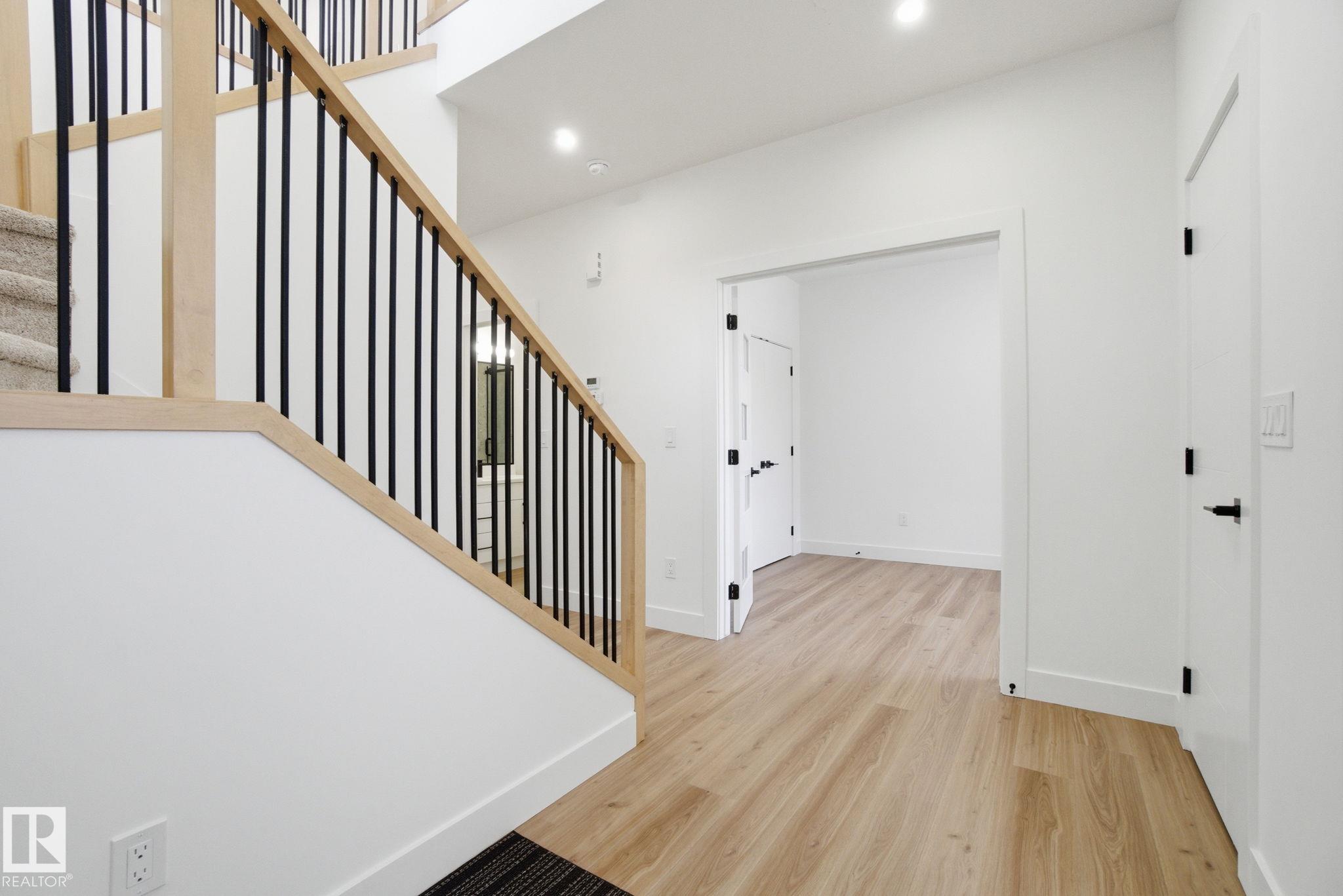 Photo 7 at 7603 92 Avenue NW, Holyrood, Edmonton