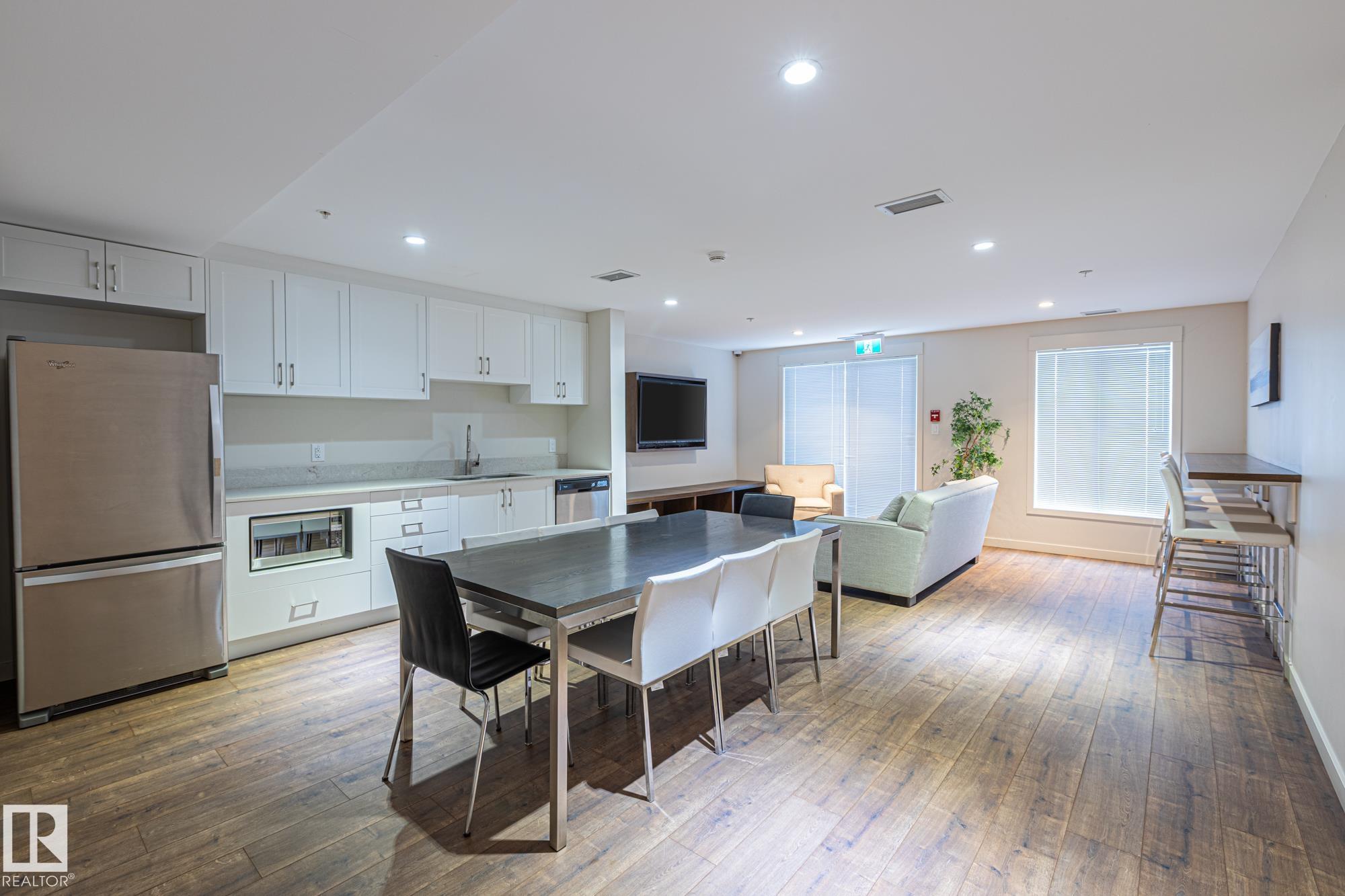 Photo 35 at 116 - 5 St Louis Street, Grandin, St. Albert