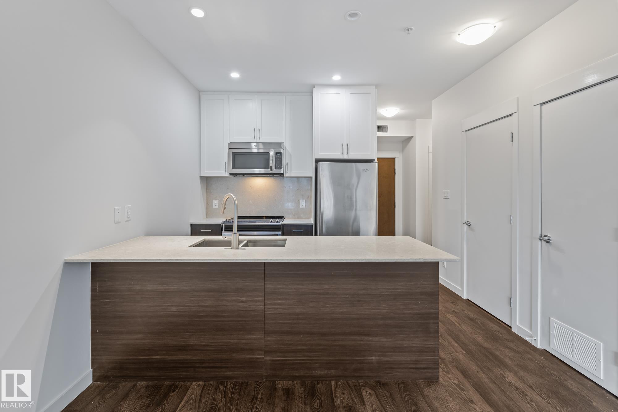 Photo 7 at 116 - 5 St Louis Street, Grandin, St. Albert