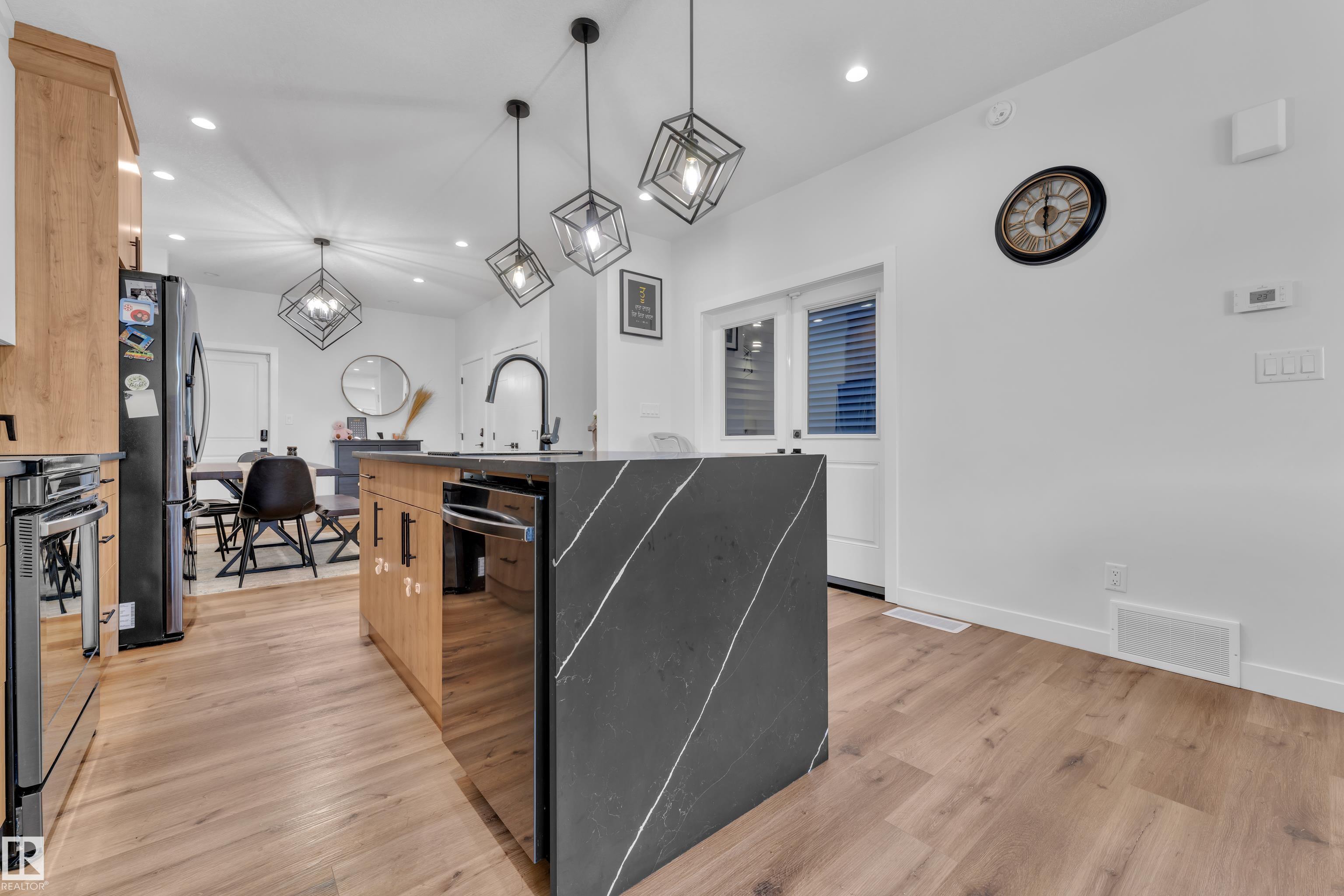 Photo 11 at 8042 Kiriak Link SW, Keswick, Edmonton