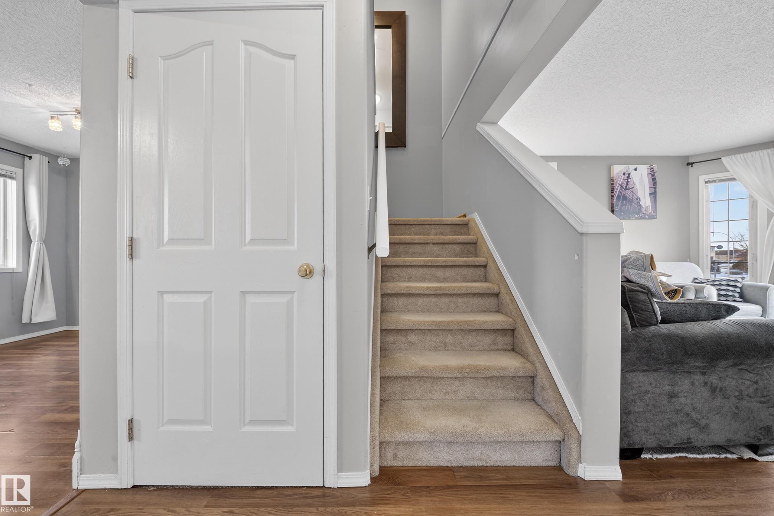 Photo 13 at 207 River point(e) NW, Kernohan, Edmonton