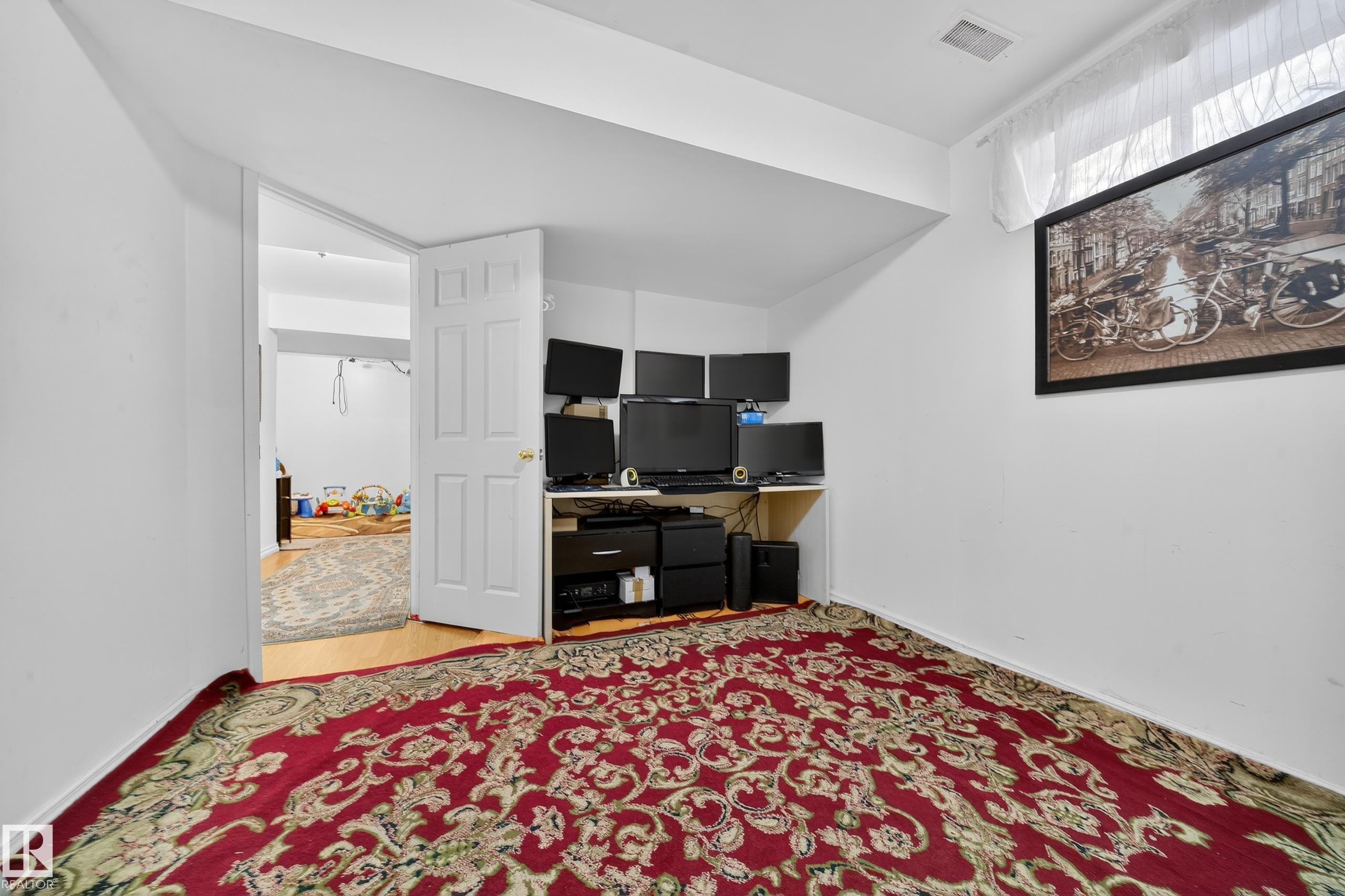 Photo 49 at 207 River point(e) NW, Kernohan, Edmonton