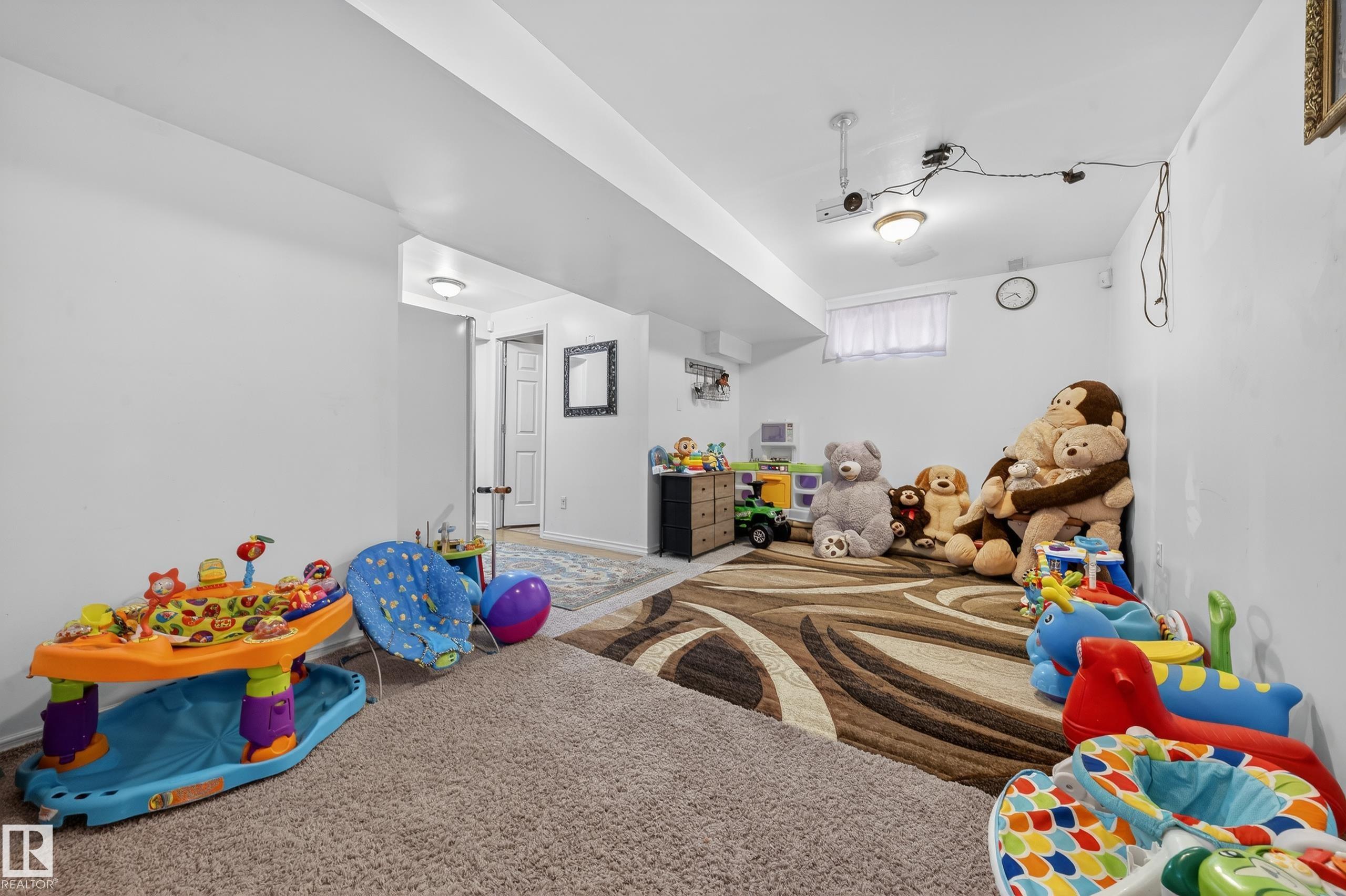 Photo 56 at 207 River point(e) NW, Kernohan, Edmonton