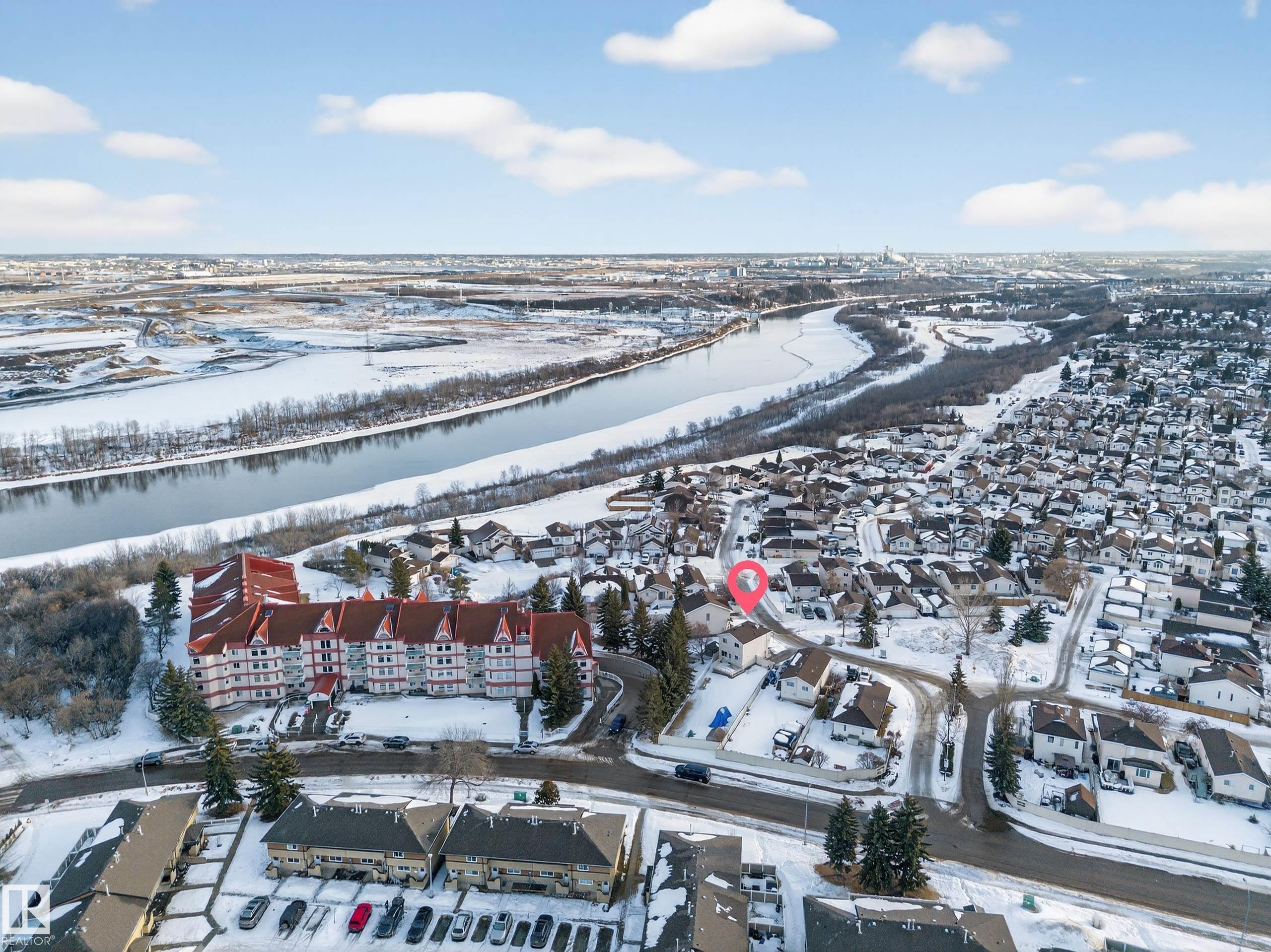 Photo 72 at 207 River point(e) NW, Kernohan, Edmonton