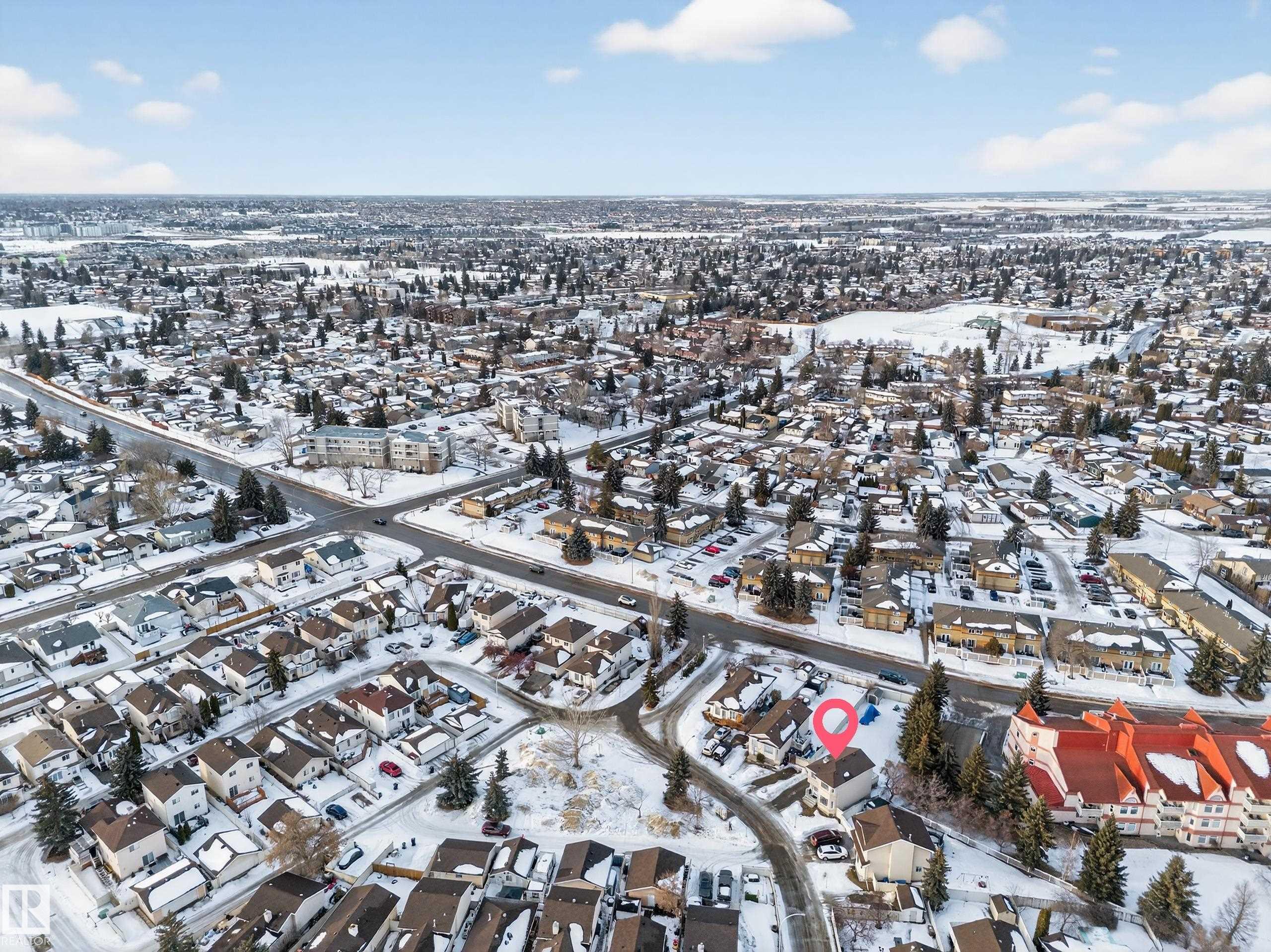 Photo 74 at 207 River point(e) NW, Kernohan, Edmonton