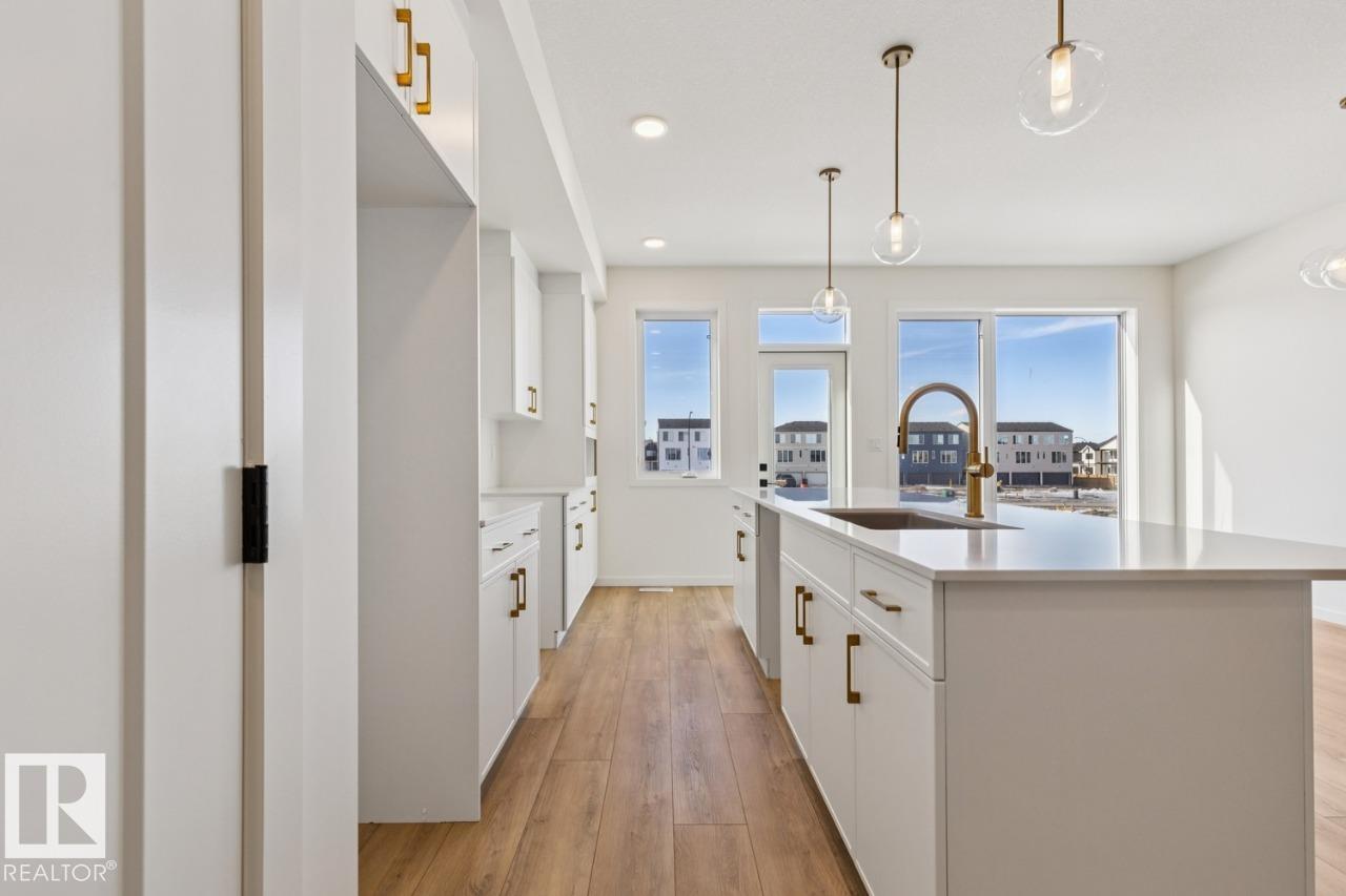 Photo 12 at 340 30 Street SW, Alces, Edmonton