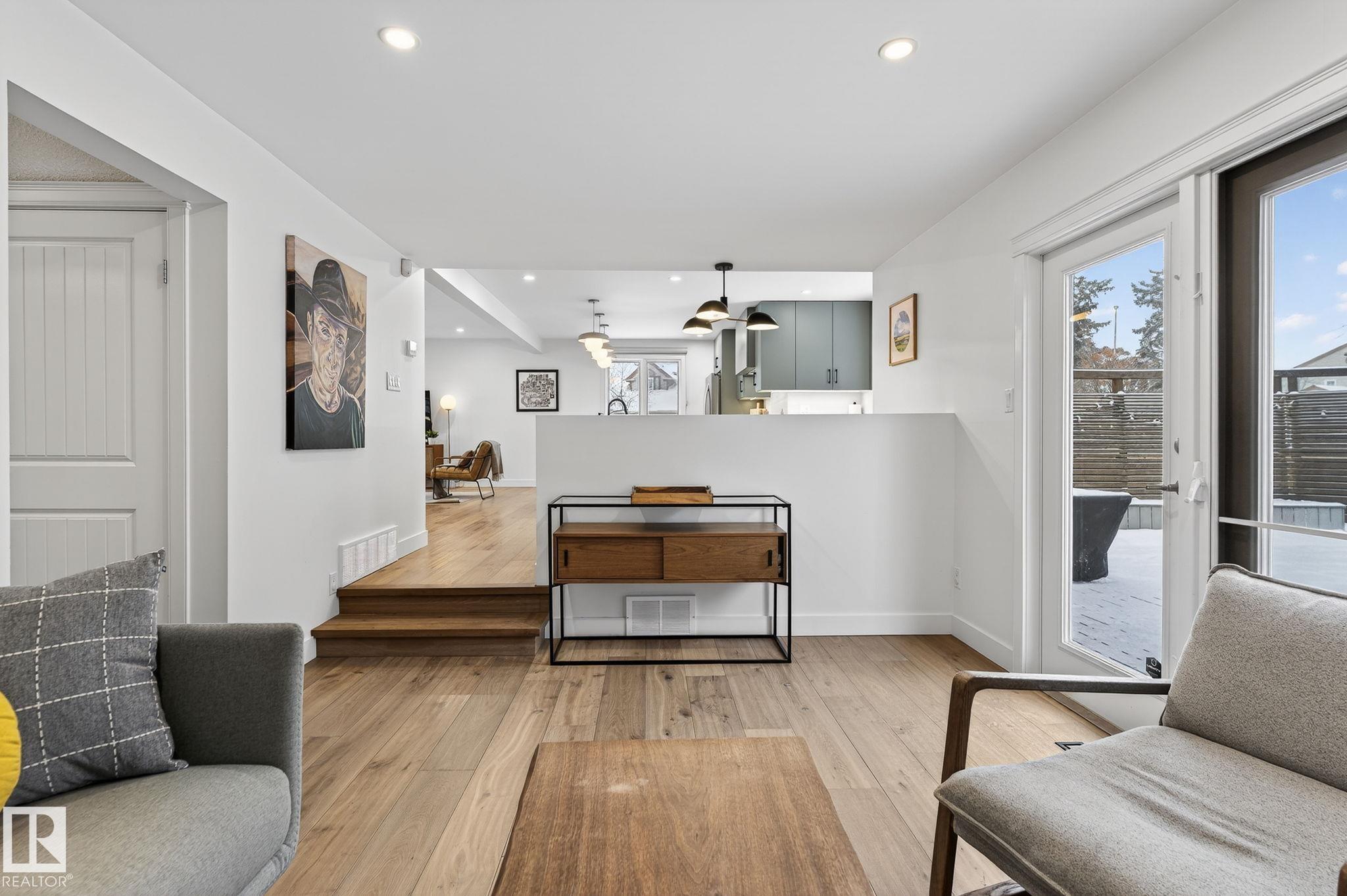 https://zimg.paragon.ice.com/ParagonImages/Property/PM/RAE/225390267/27/0/0/d02232173248c42f4e4d522fd370b9de/1/22a0d5b82c80befd1269d0f55ce87b04/225390267-55C45425-560C-4123-8427-AFB70242FF3C.JPG