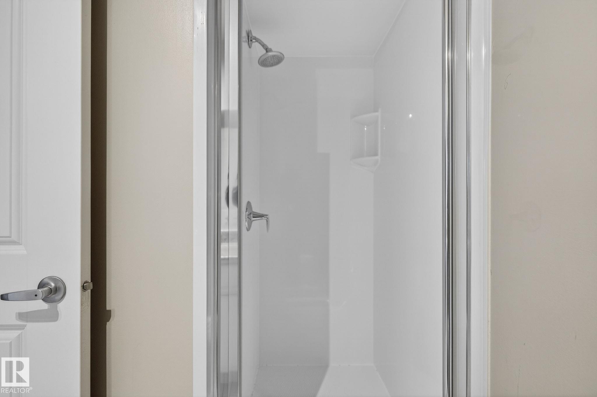 https://zimg.paragon.ice.com/ParagonImages/Property/PM/RAE/225390267/39/0/0/d3d099ea4c2538281d0d2f4c70474847/1/22a0d5b82c80befd1269d0f55ce87b04/225390267-28BDC4CA-C775-4631-AC84-A98D25FFD389.JPG