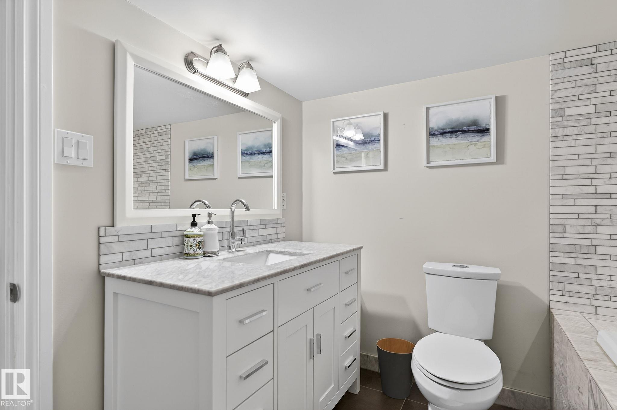 https://zimg.paragon.ice.com/ParagonImages/Property/PM/RAE/225390267/51/0/0/9a4c8680381ea514db42f08a8a260dae/1/22a0d5b82c80befd1269d0f55ce87b04/225390267-3611FB36-E406-4DEE-B645-59081AE1C877.JPG