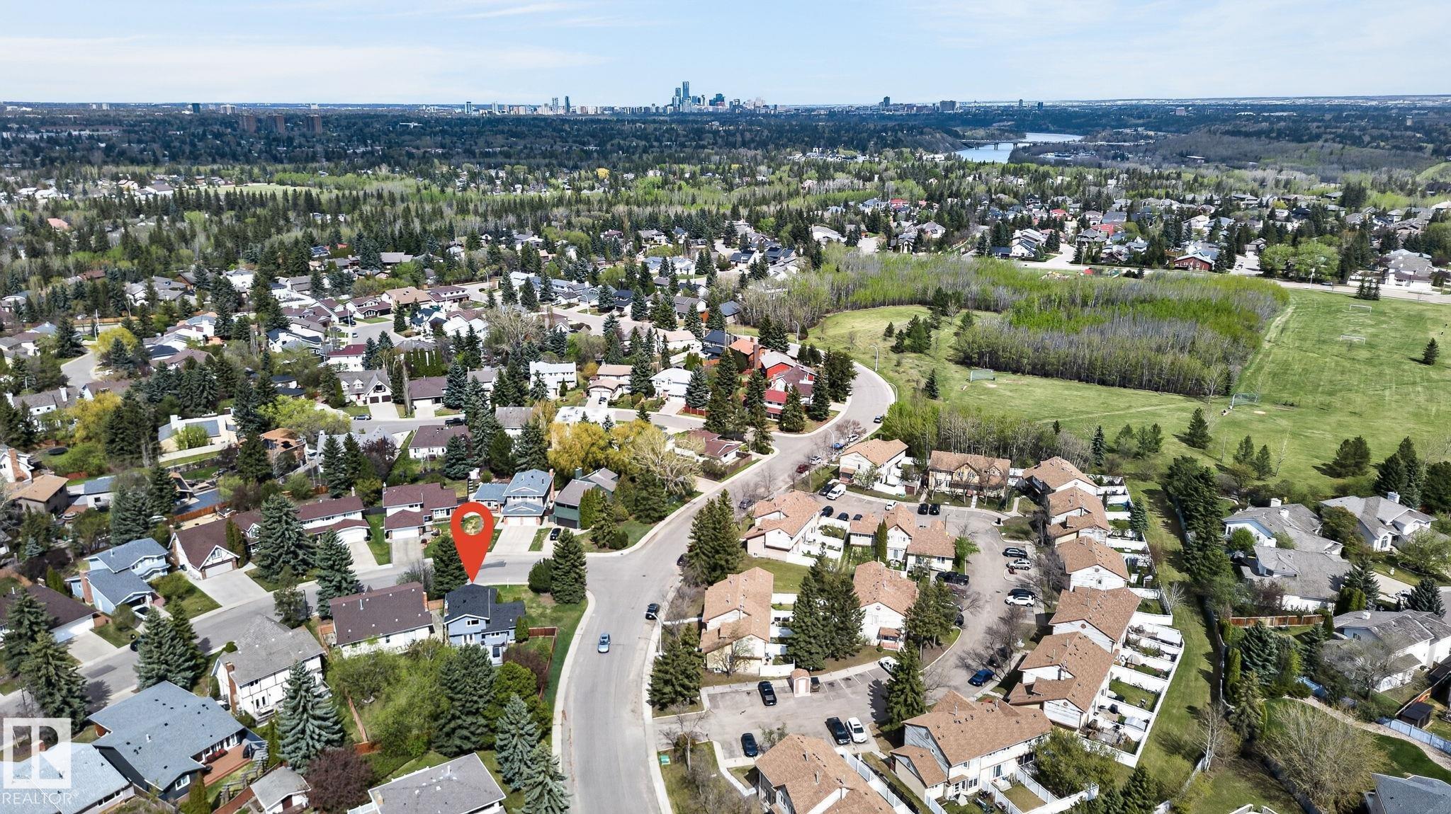 https://zimg.paragon.ice.com/ParagonImages/Property/PM/RAE/225390267/60/0/0/964ccf6d2a9f761b3ddbf2b0e8979030/1/22a0d5b82c80befd1269d0f55ce87b04/225390267-cd62a7d6-999a-4b7e-be4a-3788d0025034.JPG