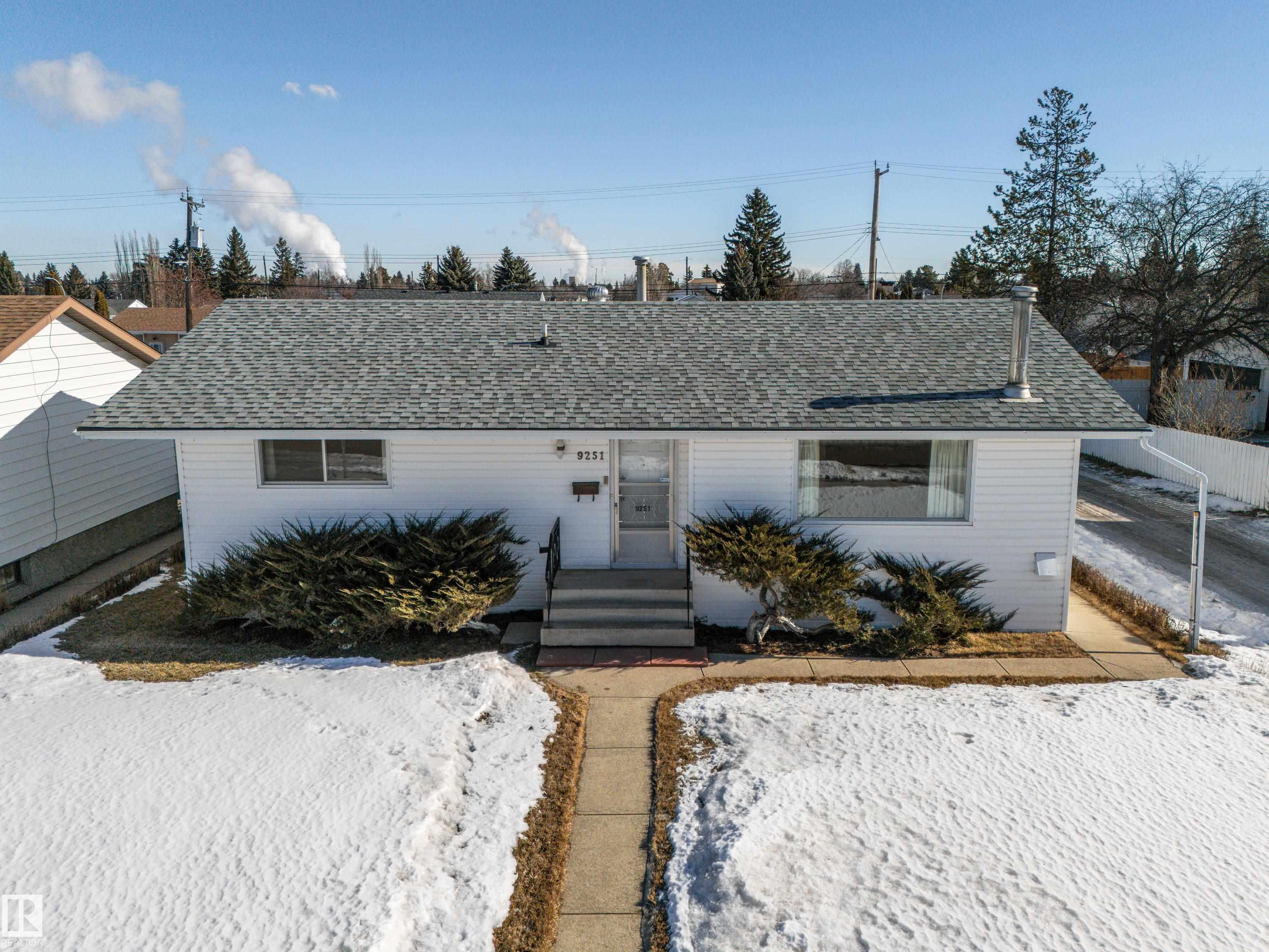 Photo 2 at 9251 69a Street NW, Ottewell, Edmonton