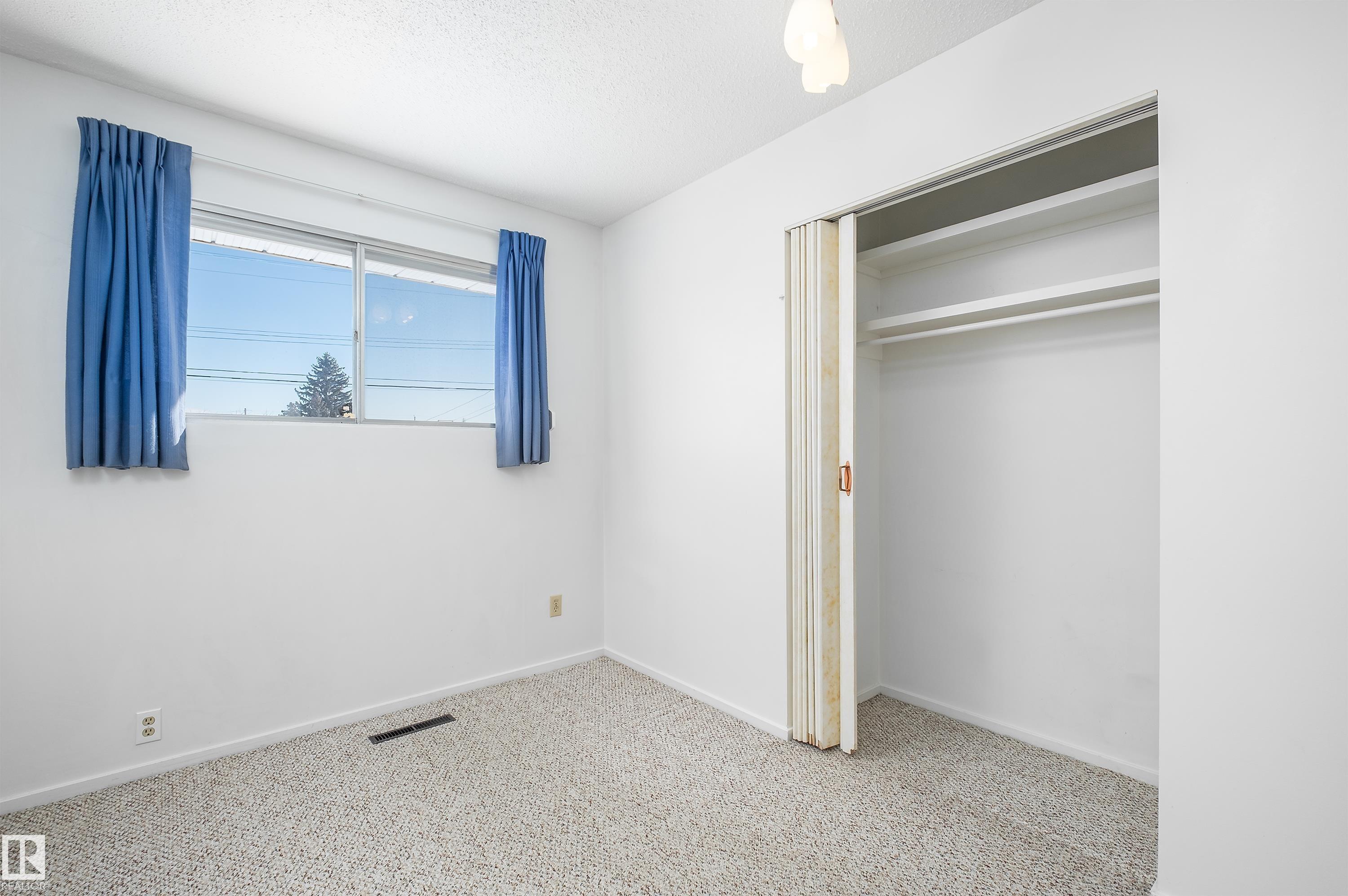 Photo 34 at 9251 69a Street NW, Ottewell, Edmonton