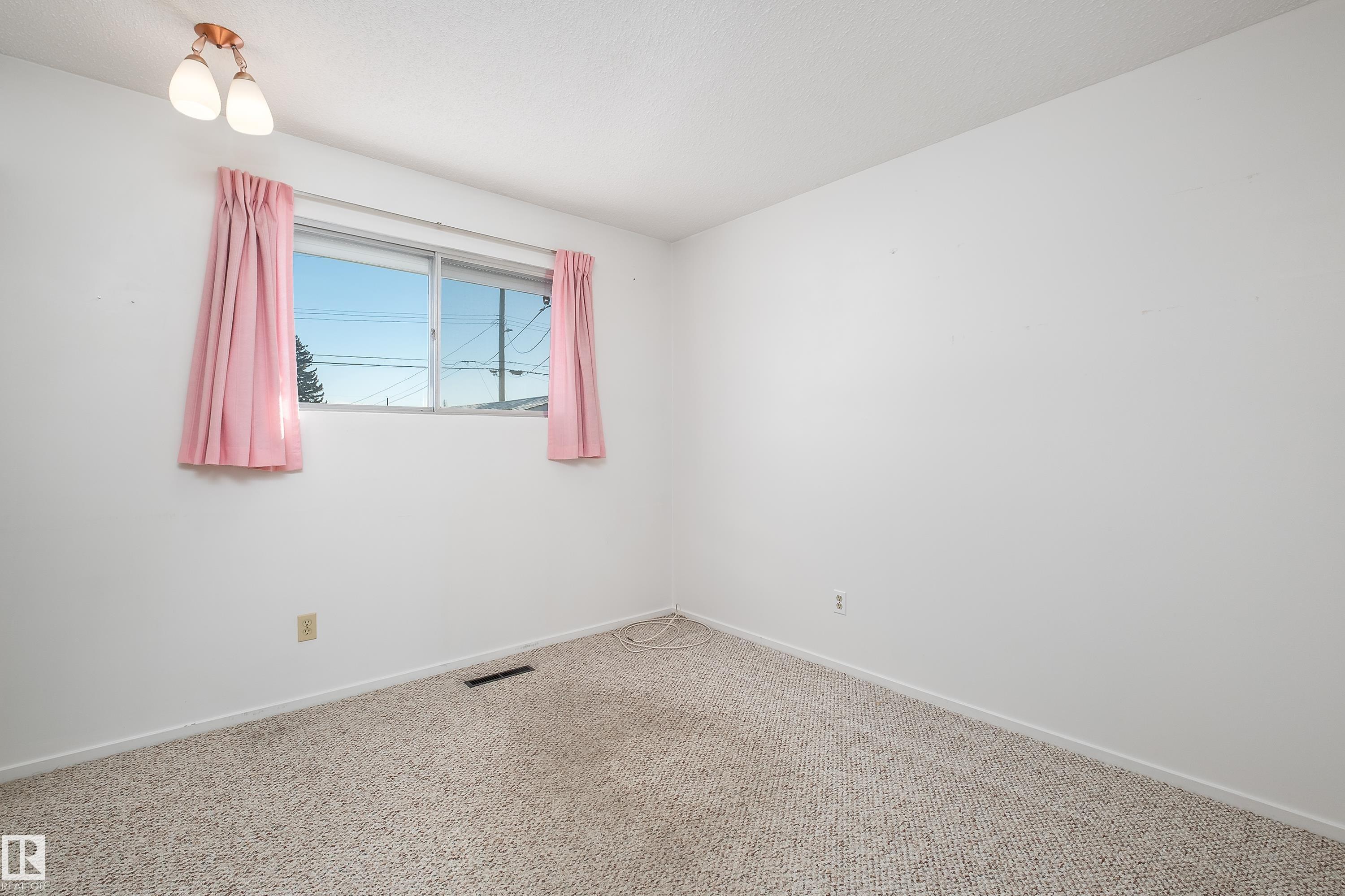 Photo 38 at 9251 69a Street NW, Ottewell, Edmonton