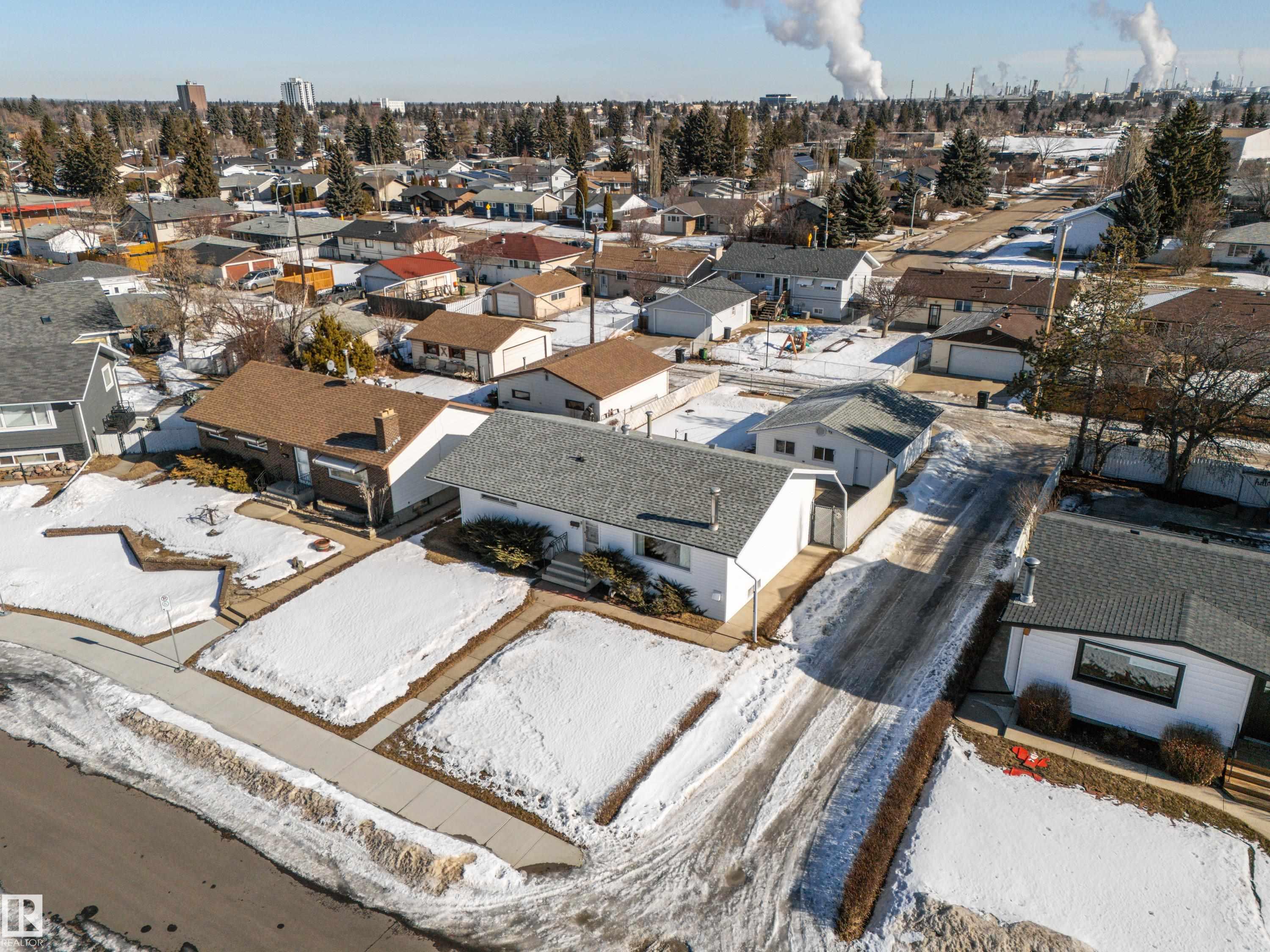 Photo 73 at 9251 69a Street NW, Ottewell, Edmonton