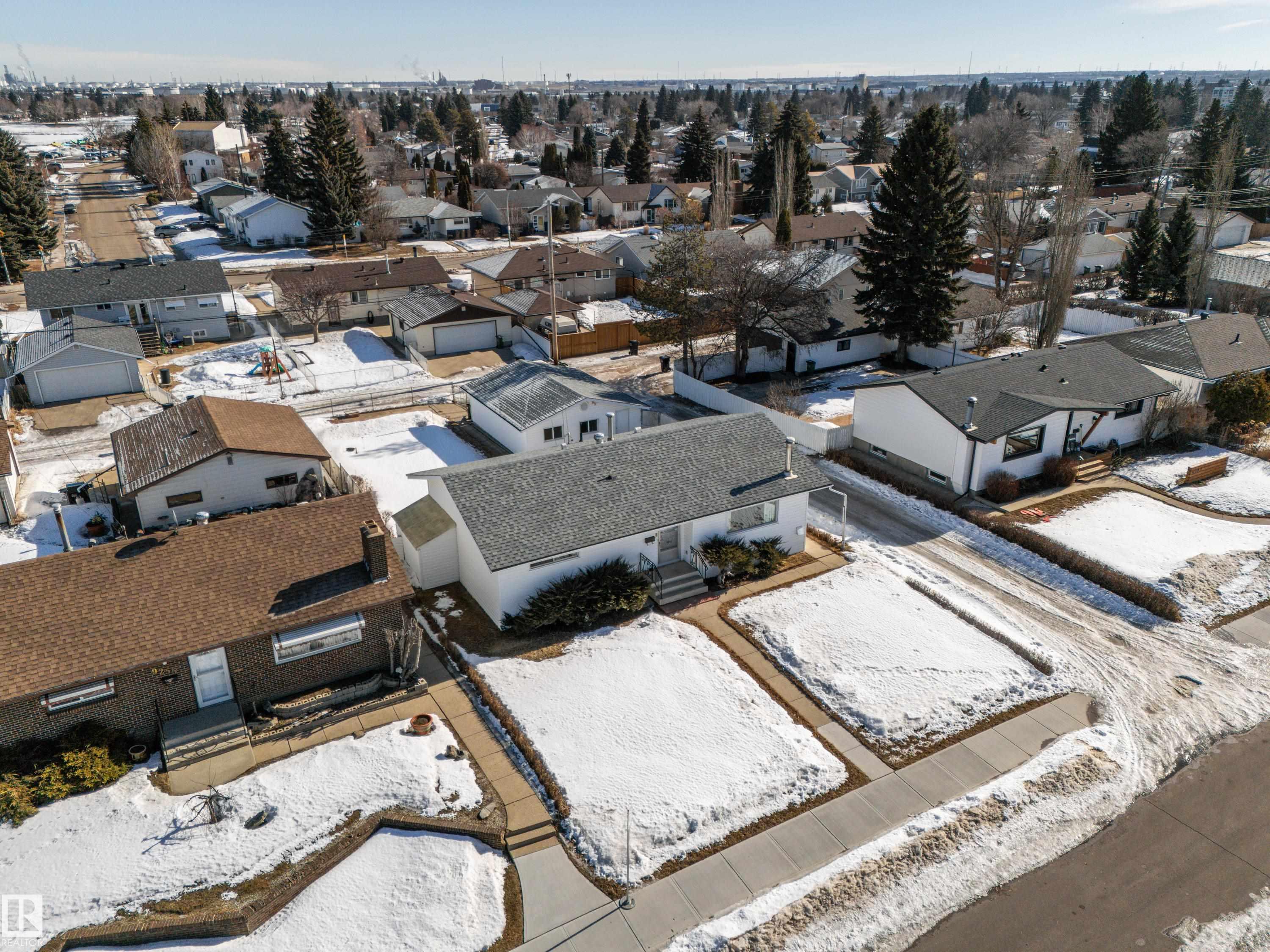 Photo 74 at 9251 69a Street NW, Ottewell, Edmonton