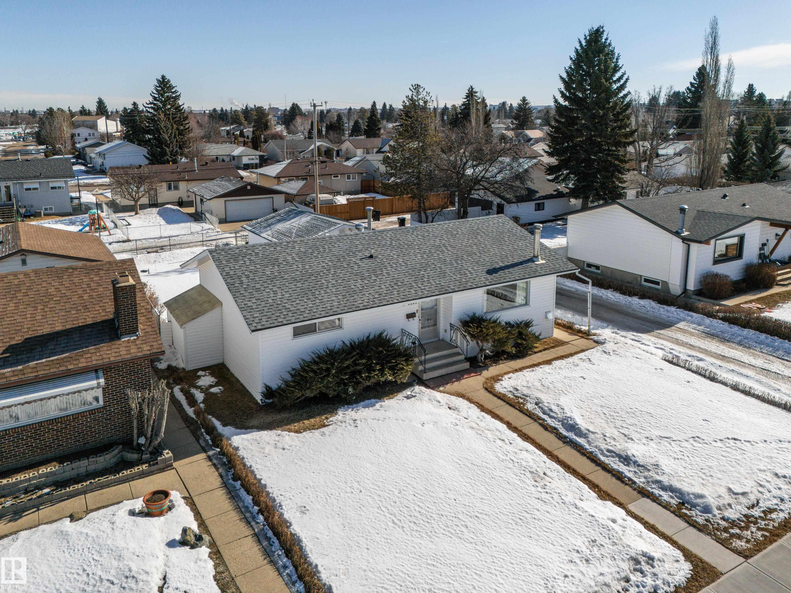 Photo 75 at 9251 69a Street NW, Ottewell, Edmonton