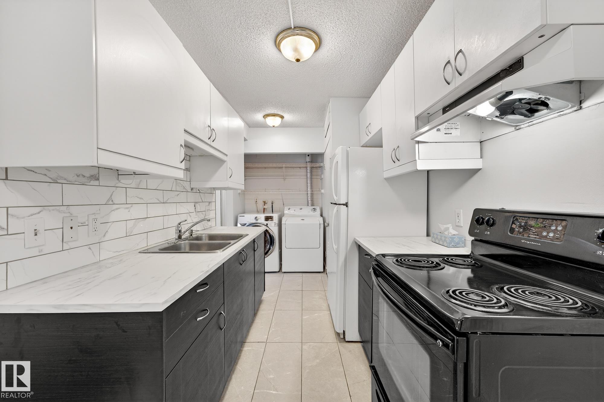 Photo 7 at 1414 Lakewood Road W NW, Tipaskan, Edmonton