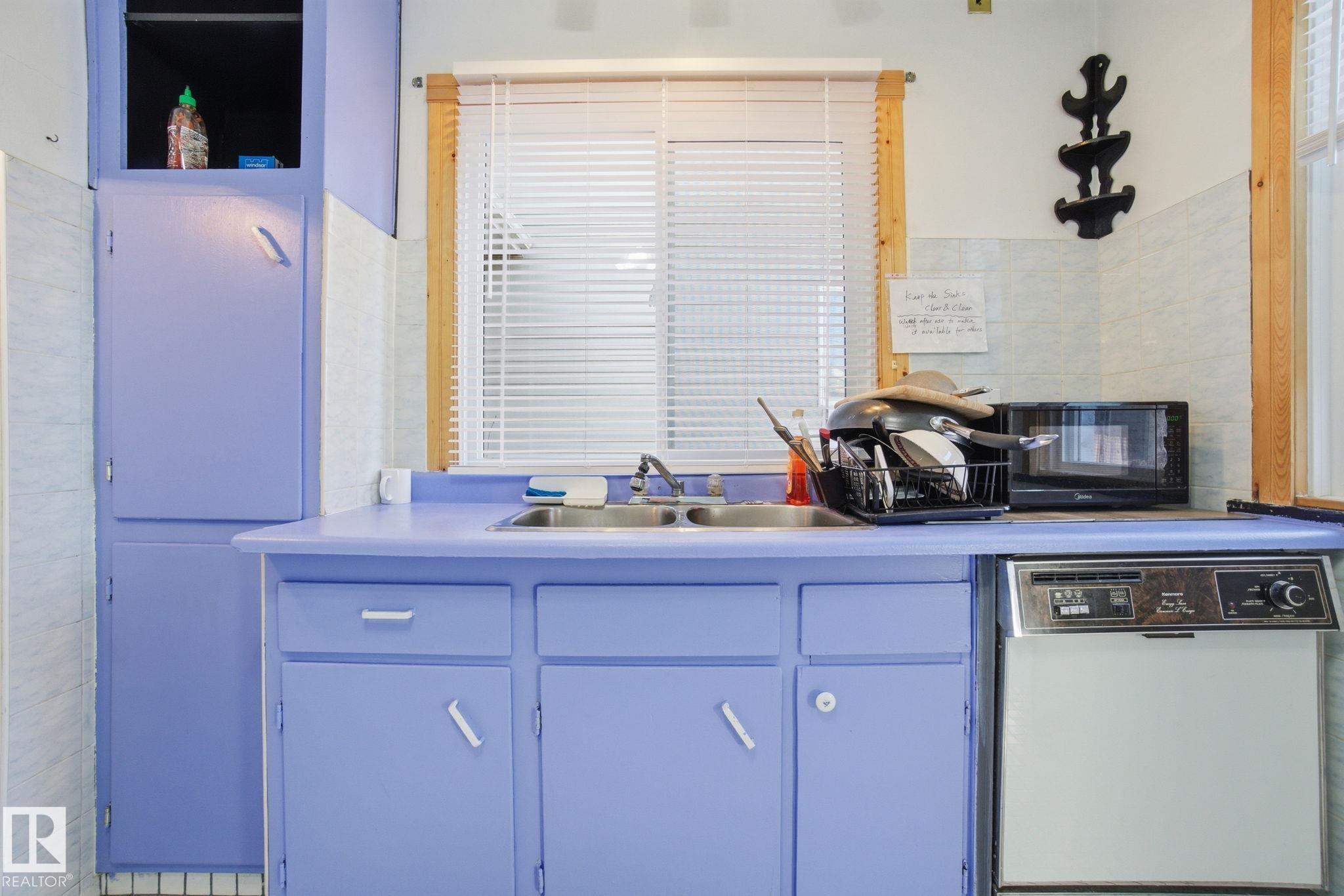 Photo 12 at 11514 92 Street NW, Alberta Avenue, Edmonton