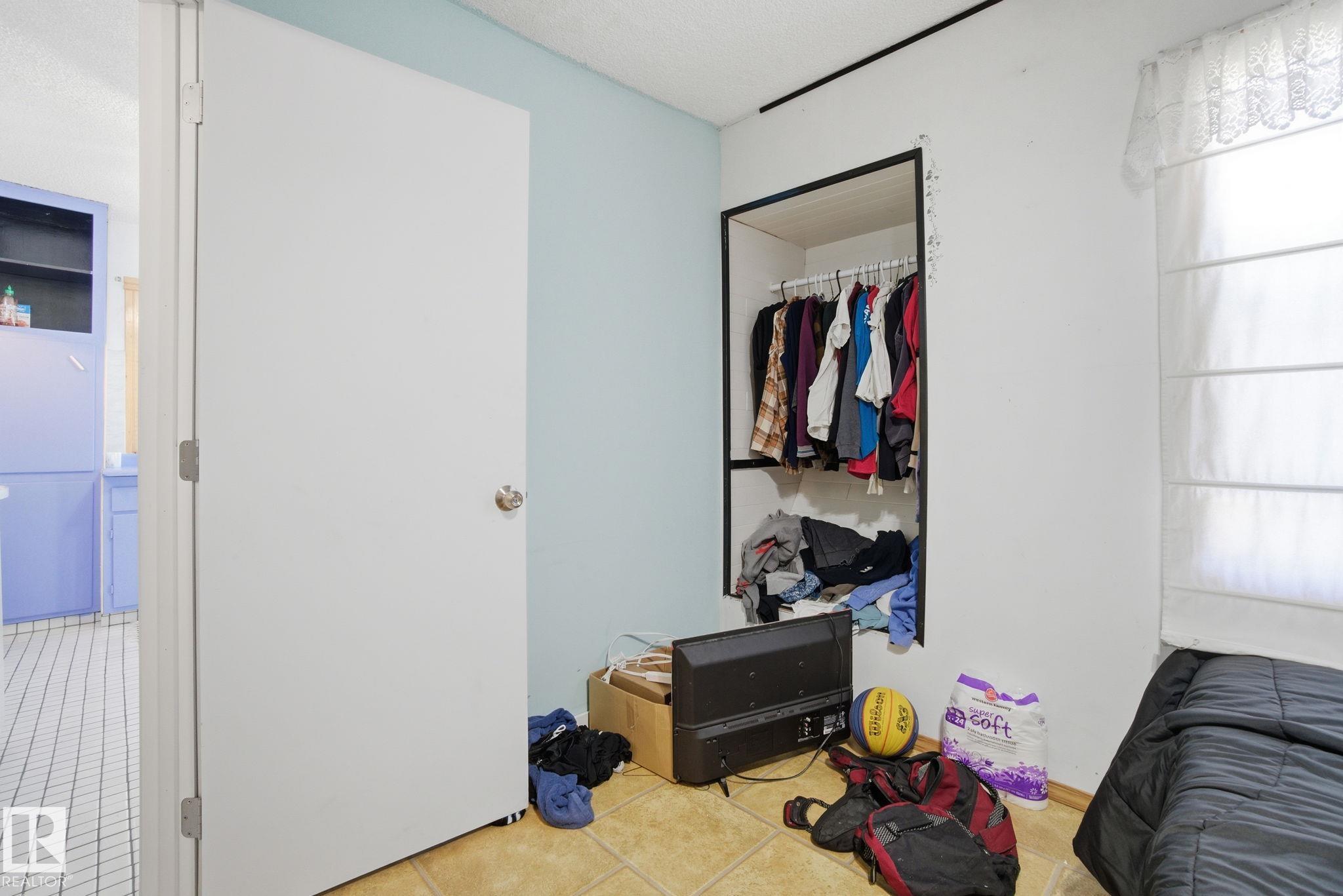 Photo 21 at 11514 92 Street NW, Alberta Avenue, Edmonton